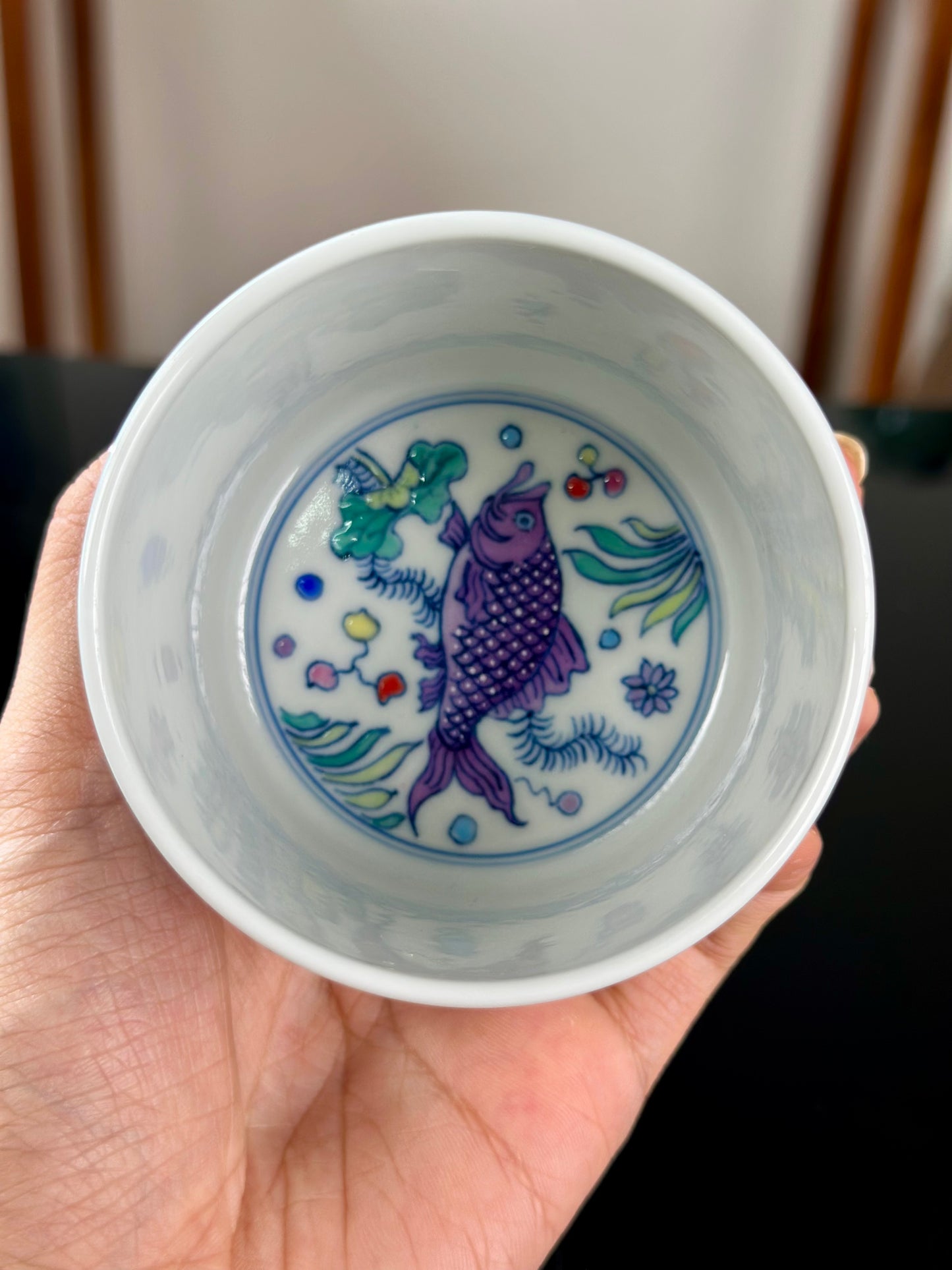 Handpainted Chinese Traditional Fish Pattern Chinese Jingdezhen Doucai Master Fine China Teacup