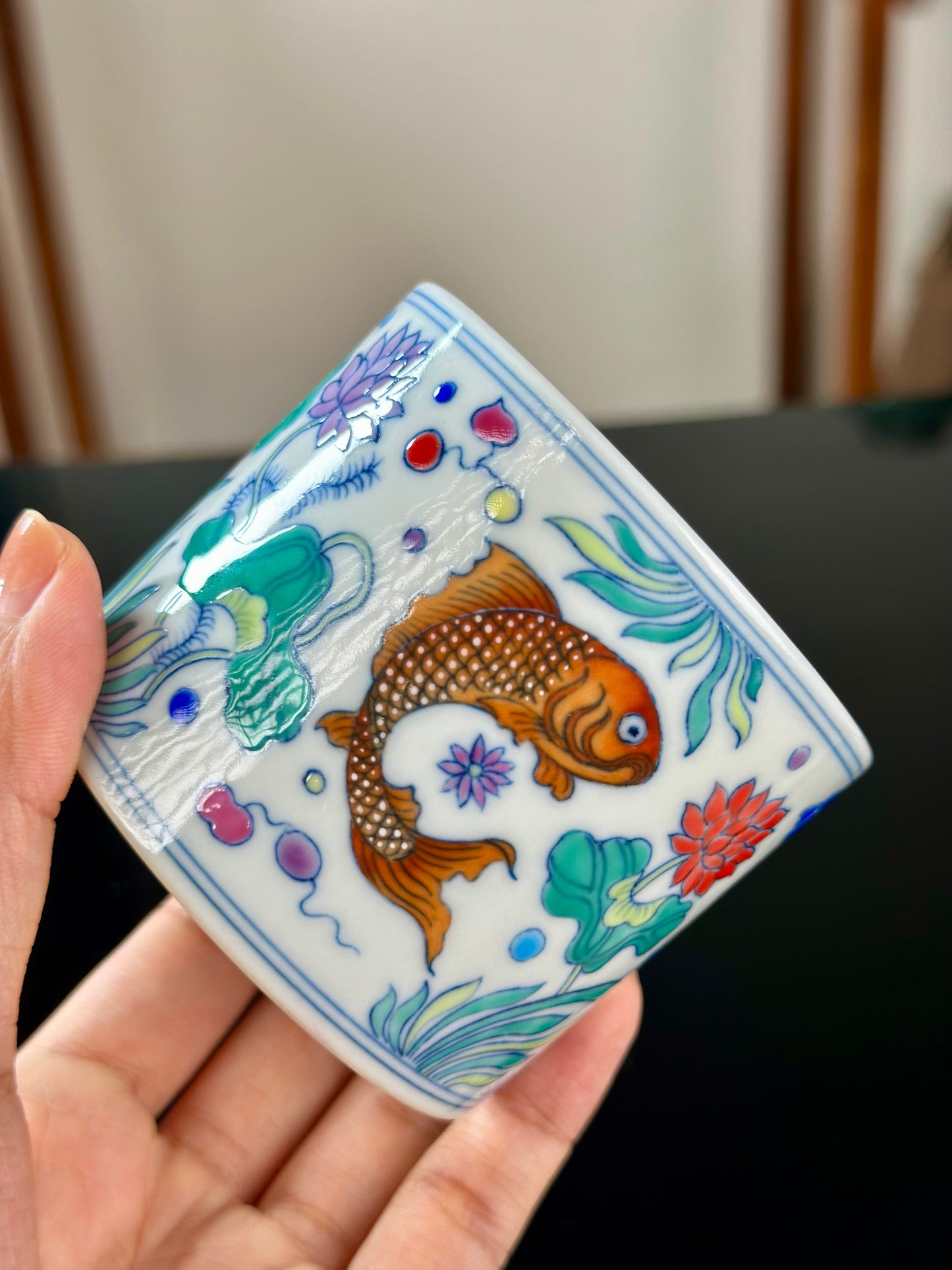 Handpainted Chinese Traditional Fish Pattern Chinese Jingdezhen Doucai Master Fine China Teacup