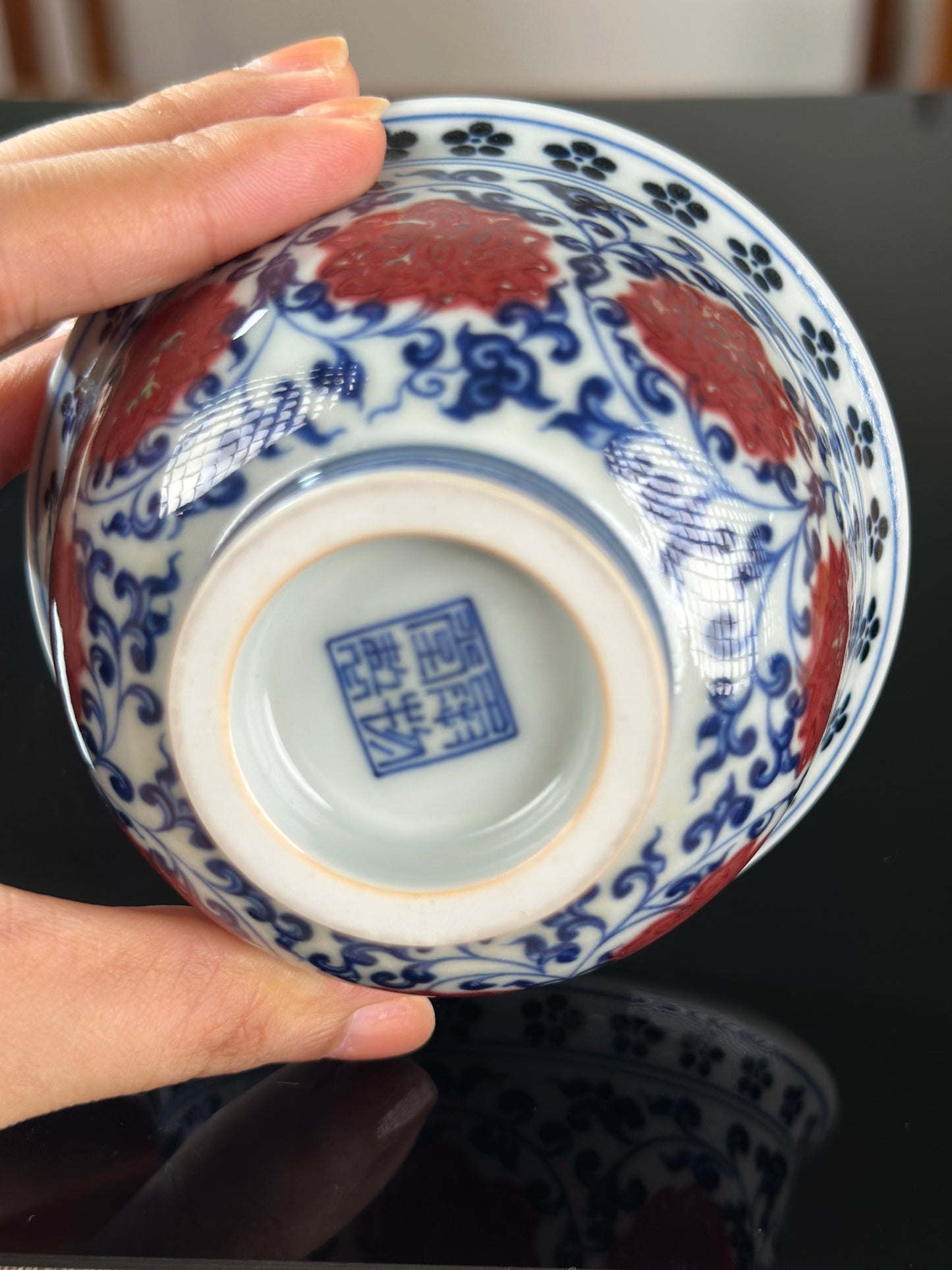 Handpainted Chinese Traditional Lotus and Twined Stem Pattern Blue and White Underglaze Red Youlihong Porcelain Jingdezhen Rotating Teacup