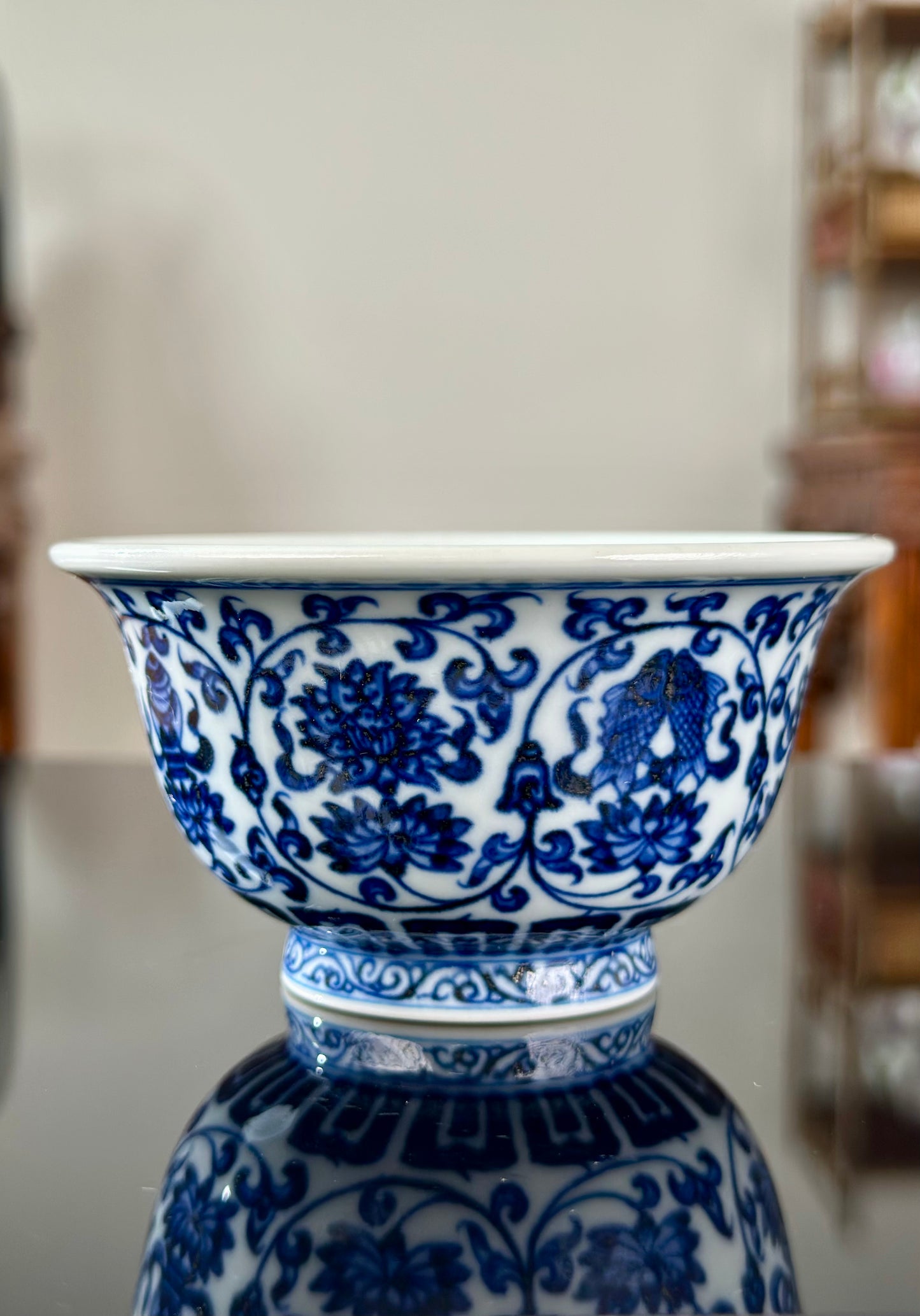 Handcrafted Chinese Hand Painted Chinese Blue and White Porcelain Lotus Flower Ceramic Artwork Teacup
