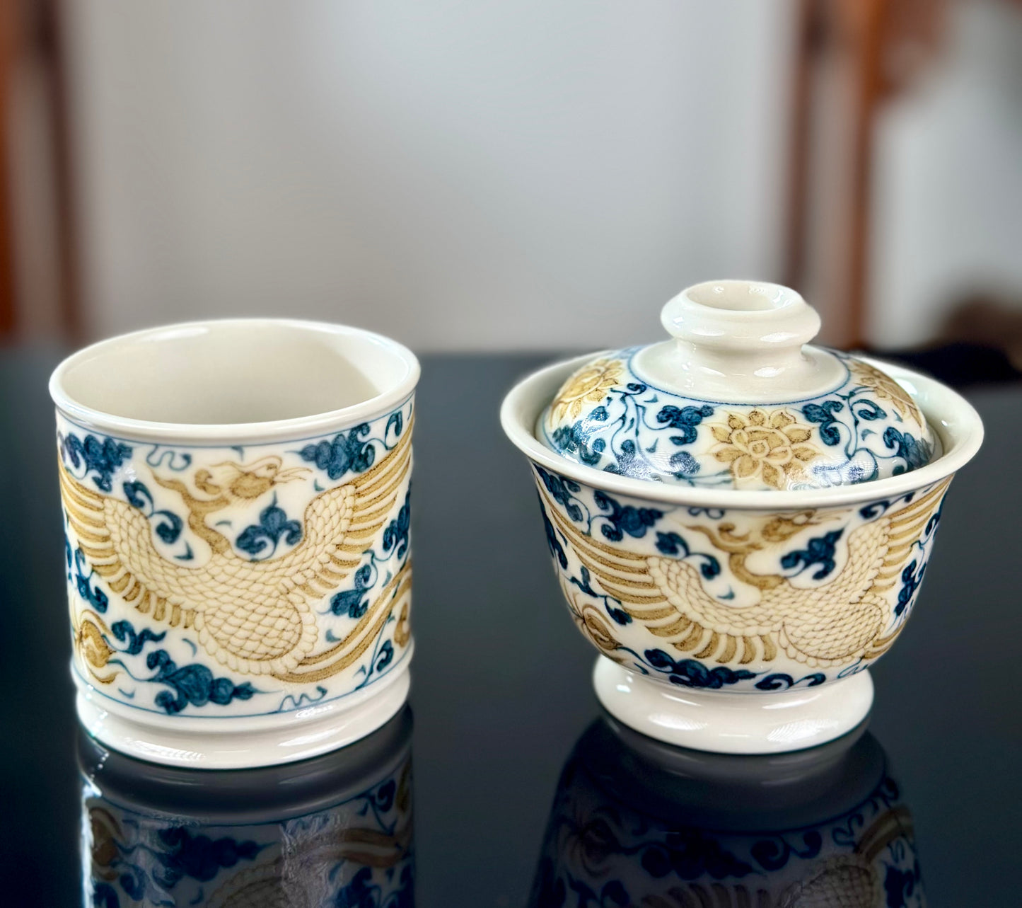 Handpainted Chinese Luxious Blue White Porcelain  Underglaze Gold Youlijin Traditional Phoenix  Pattern Masterpiece Gaiwan Teacup Set Artwork