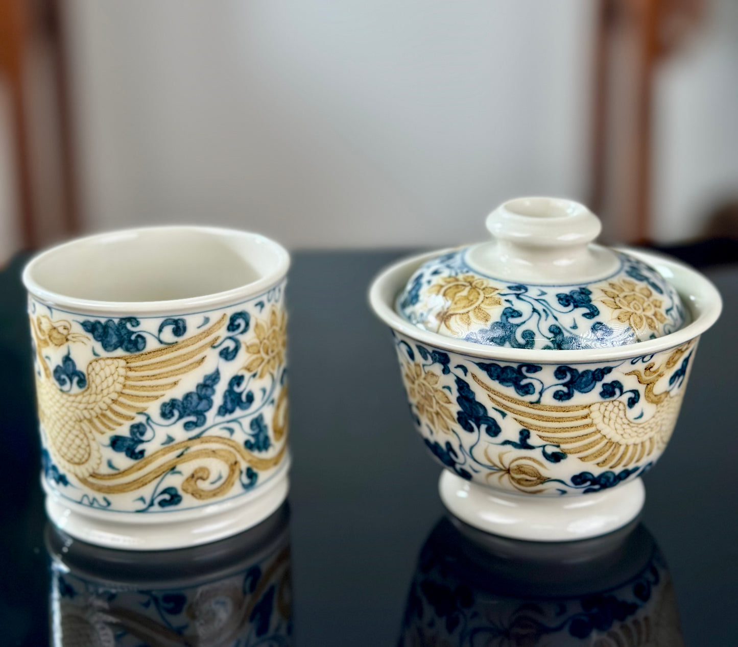 Handpainted Chinese Luxious Blue White Porcelain  Underglaze Gold Youlijin Traditional Phoenix  Pattern Masterpiece Gaiwan Teacup Set Artwork