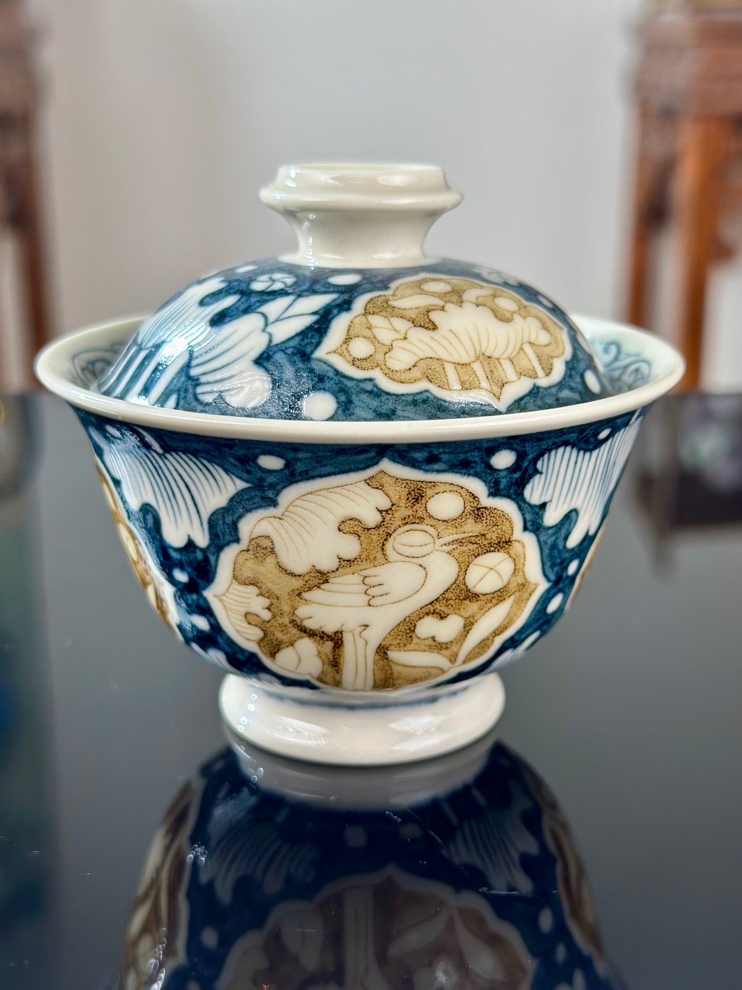 Handpainted Chinese Luxious Blue White Porcelain  Underglaze Gold Youlijin Classic Heron and Lotus Pattern Masterpiece Gaiwan Teacup Set Artwork