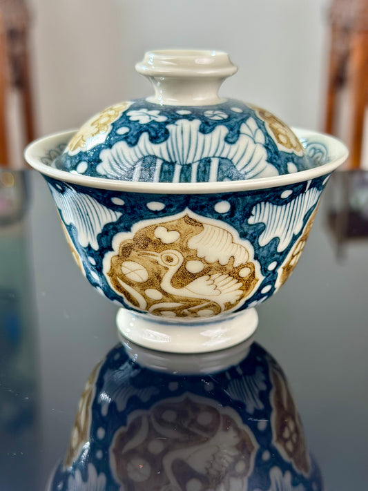 Handpainted Chinese Luxious Blue White Porcelain  Underglaze Gold Youlijin Classic Heron and Lotus Pattern Masterpiece Gaiwan Teacup Set Artwork