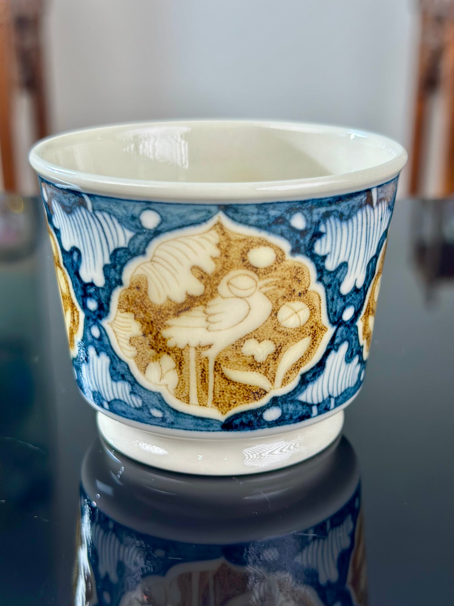 Handpainted Chinese Luxious Blue White Porcelain  Underglaze Gold Youlijin Classic Heron and Lotus Pattern Masterpiece Gaiwan Teacup Set Artwork