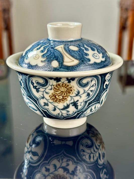 Handpainted Chinese Luxious Blue White Porcelain Underglaze Gold Youlijin Ruyi Pattern Gaiwan Set Artwork Teacup