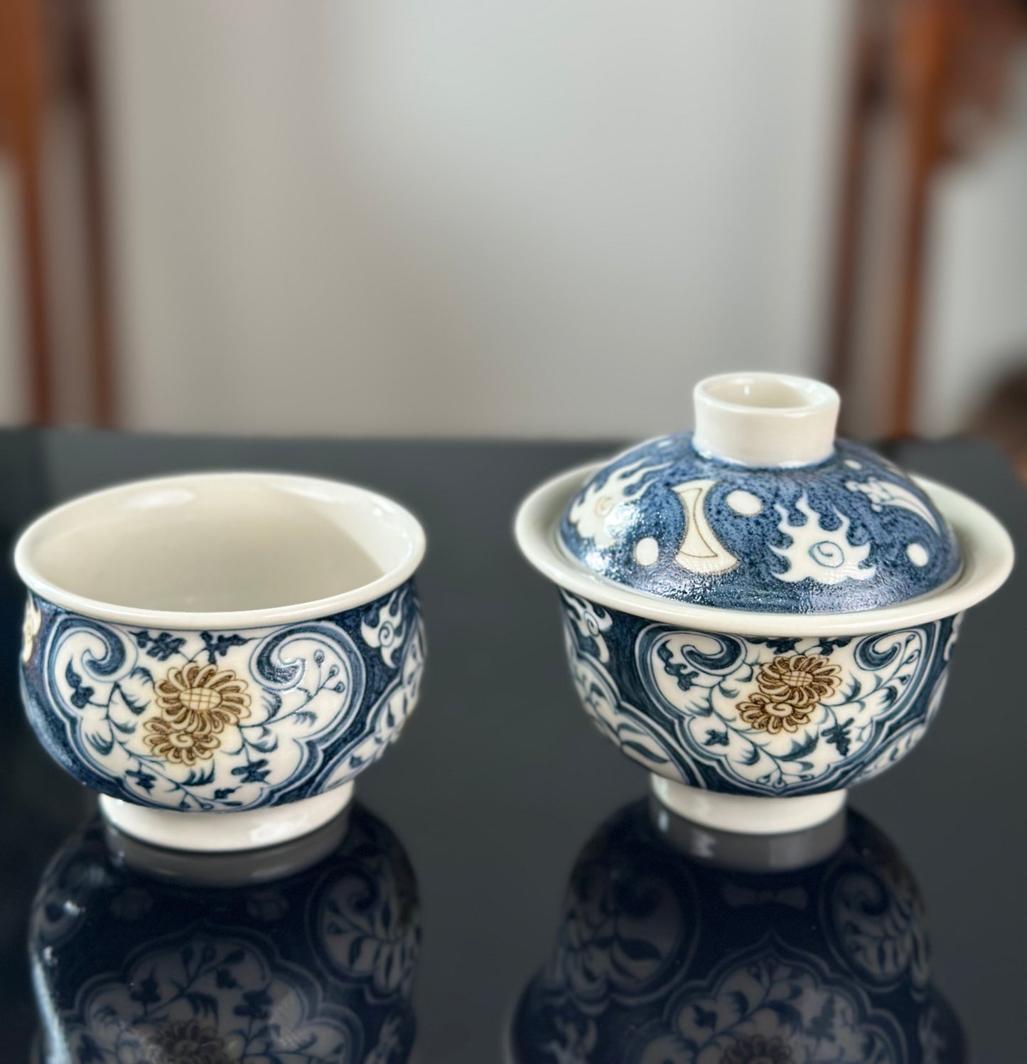 Handpainted Chinese Luxious Blue White Porcelain Underglaze Gold Youlijin Ruyi Pattern Gaiwan Set Artwork Teacup