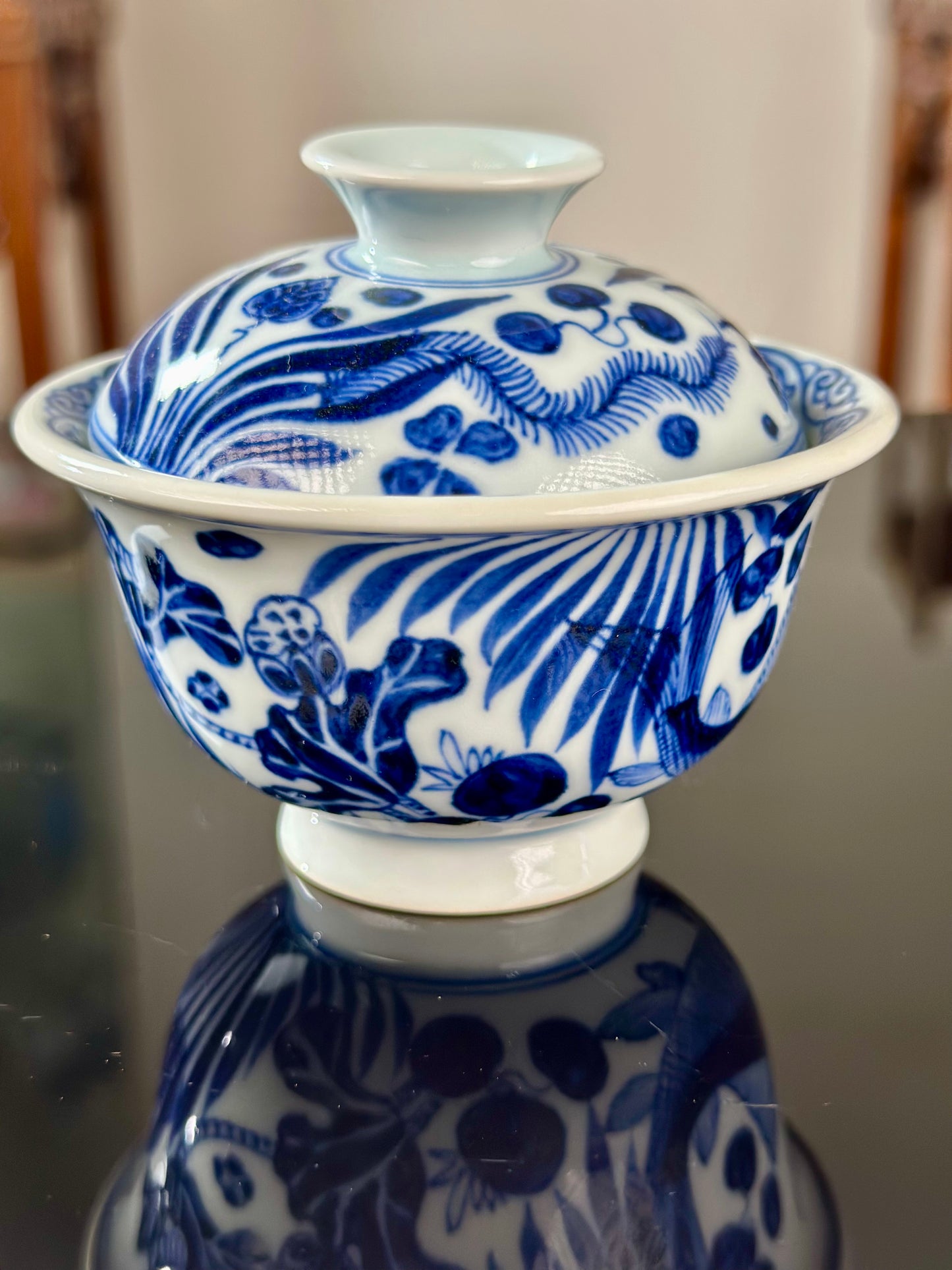 Hand Painted Chinese Blue and White Porcelain Fish and Algae Pattern Teacup Jingdezhen Master Ceramic Artwork