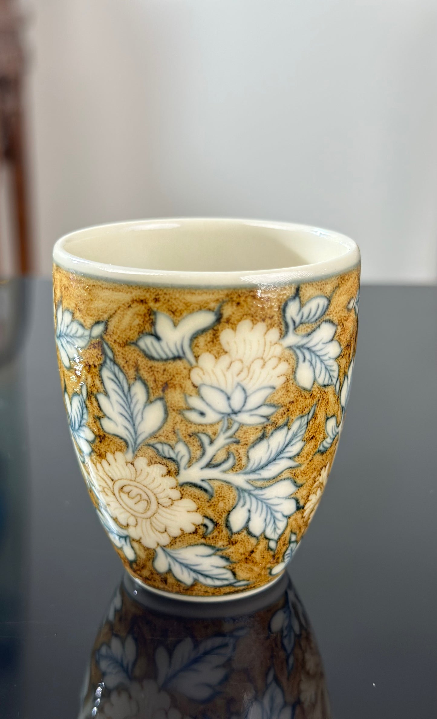 Handpainted Chinese Luxious Blue White Porcelain  Underglaze Gold Youlijin Traditional Phoeni  Pattern Artwork Teacup