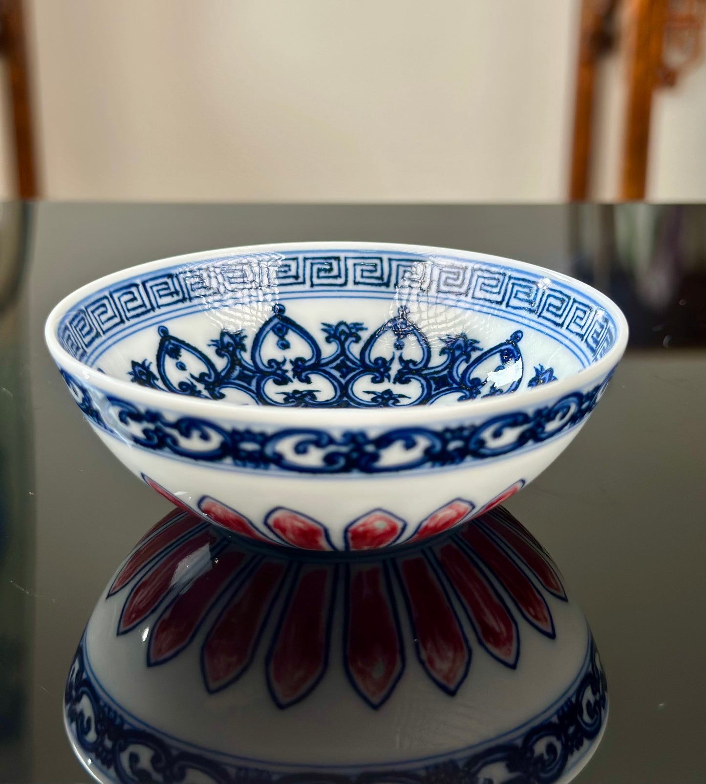Handpainted Chinese Blue and White Underglaze Red Youlihong Porcelain Jingdezhen Traditional Baoxiang Flower Pattern Teacup