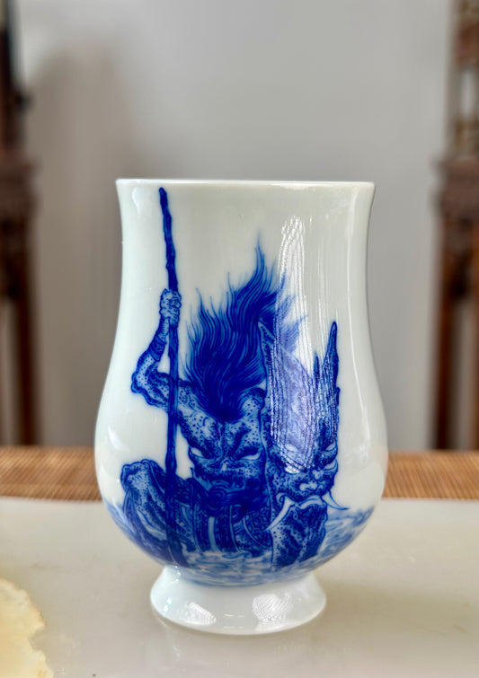Hand Painted Chinese Blue And White Porcelain Classic Mythical Potrait Xingtian Teacup Jingdezhen Master Ceramic Artwork