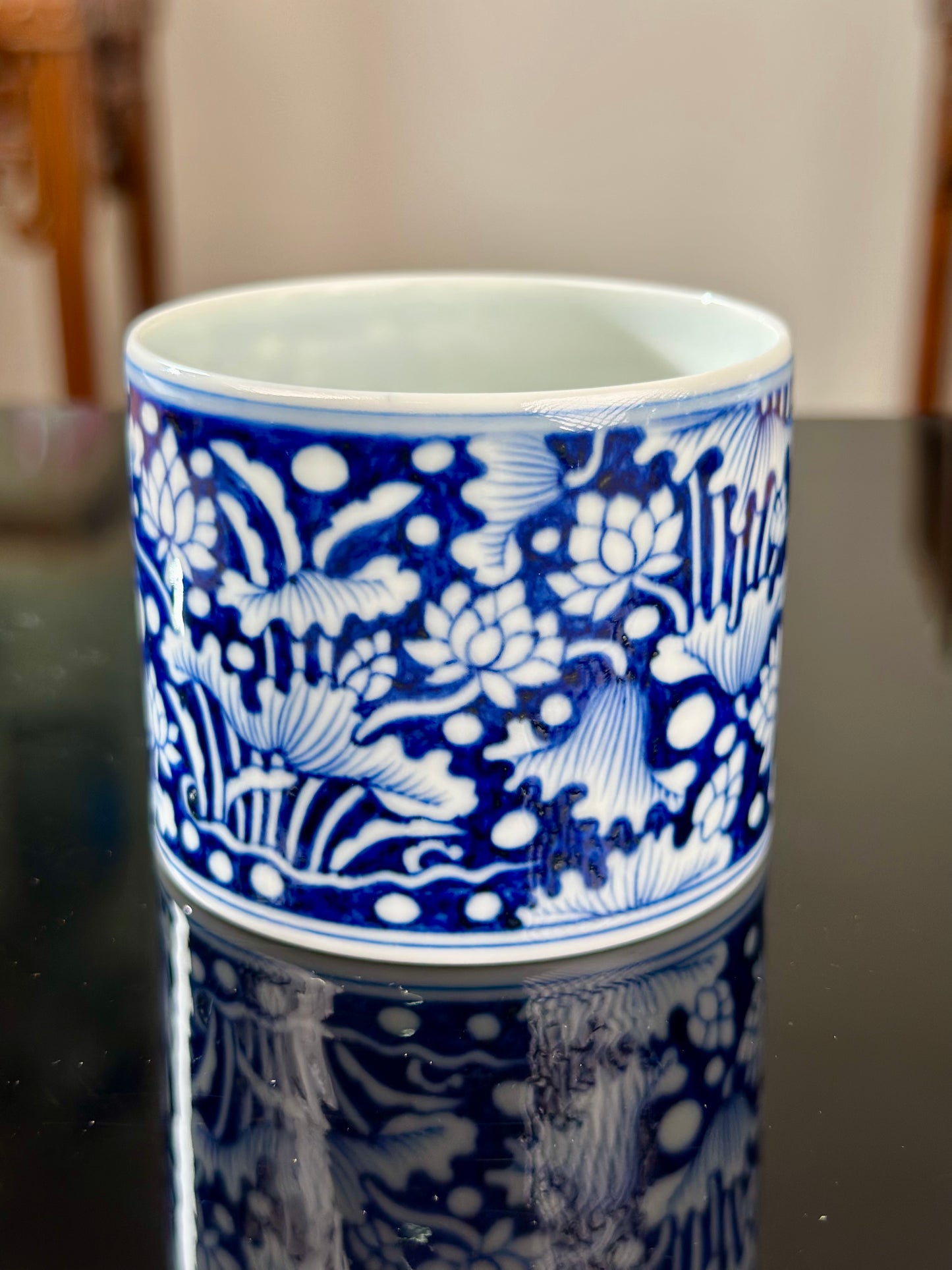 Hand Painted Chinese Blue And White Porcelain Classic Heron and Lotus Pattern Jingdezhen Master Ceramic Artwork Teacup