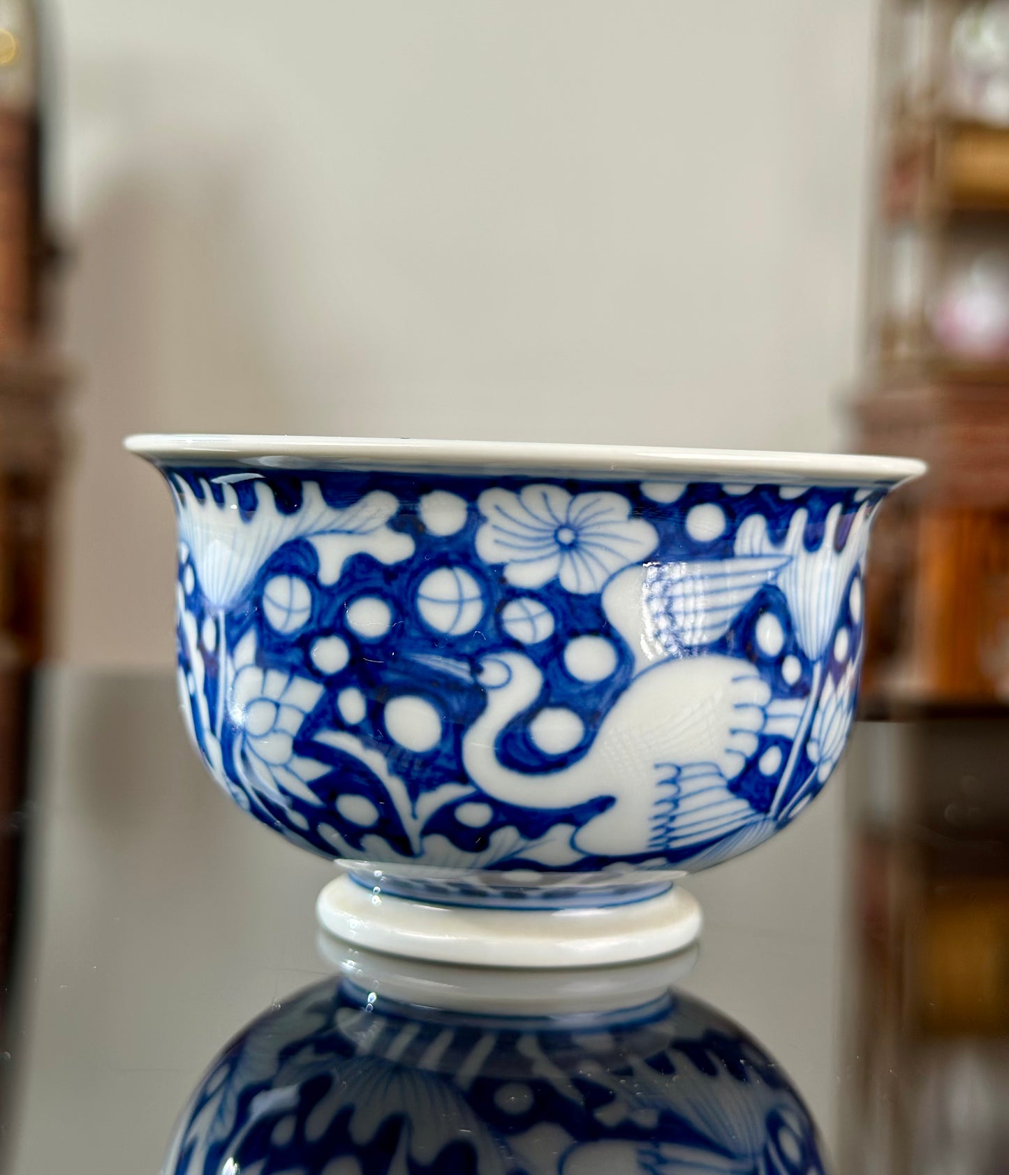 Hand Painted Chinese Blue And White Porcelain Classic Heron and Lotus Pattern Jingdezhen Master Ceramic Artwork Teacup