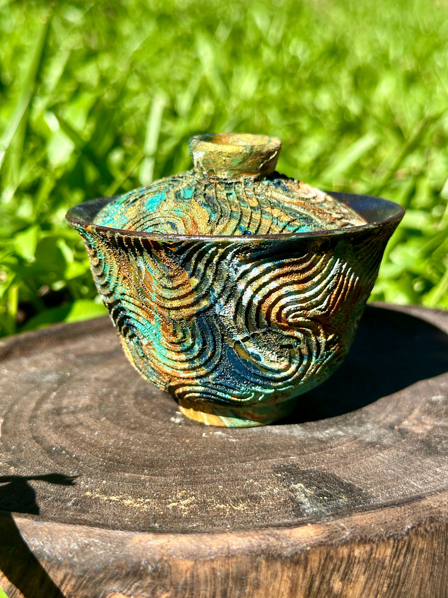 Handcrafted Traditional Chinese Lacquer Ware Gaiwan Ceramic Varied Color Teacup Set