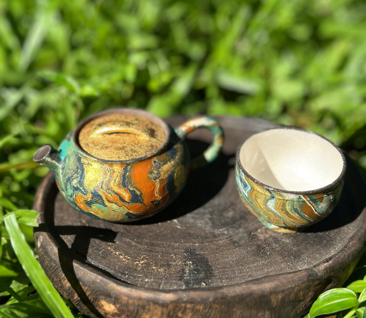 Handcrafted Traditional Chinese Lacquer Ware Gaiwan Ceramic Varied Color Teacup Set