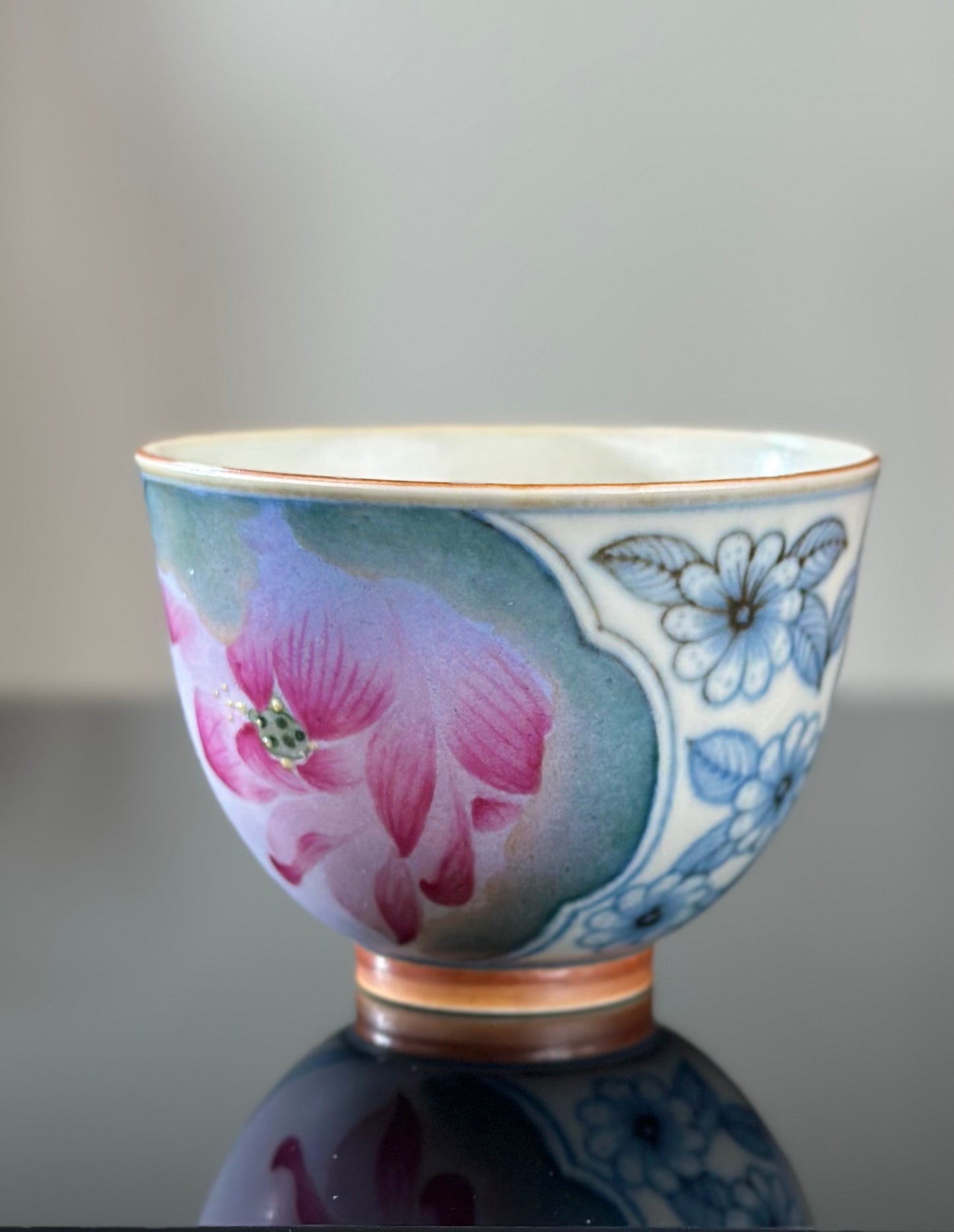 Handpainted Chinese Famille Rose Fencai Lotus Pattern Jingdezhen Master Teacup Gaiwan Tea Set