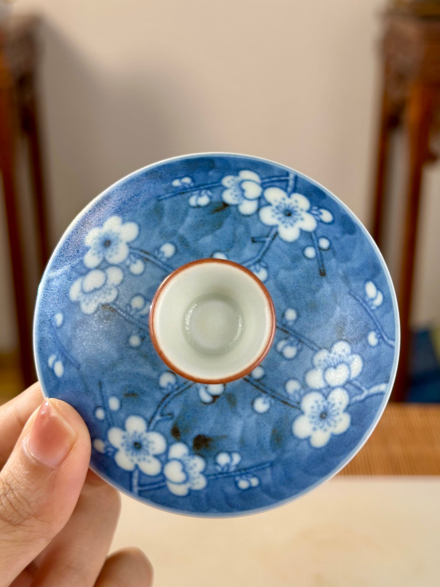 Handpainted Chinese High End Famille Rose Blue White Porcelain Gaiwan Flower and Megpie Bird Pattern Teapot