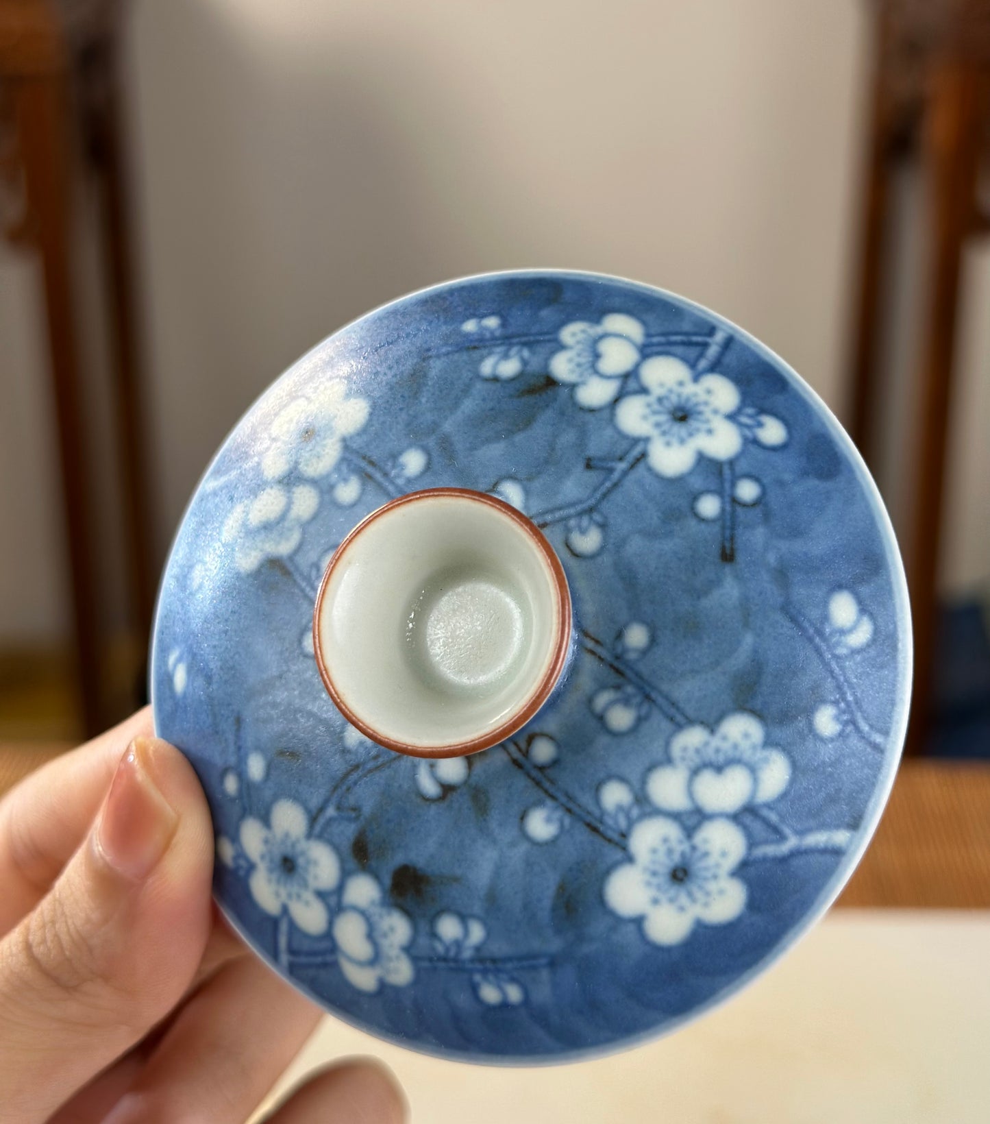 Handpainted Chinese High End Famille Rose Blue White Porcelain Gaiwan Flower and Megpie Bird Pattern Teapot
