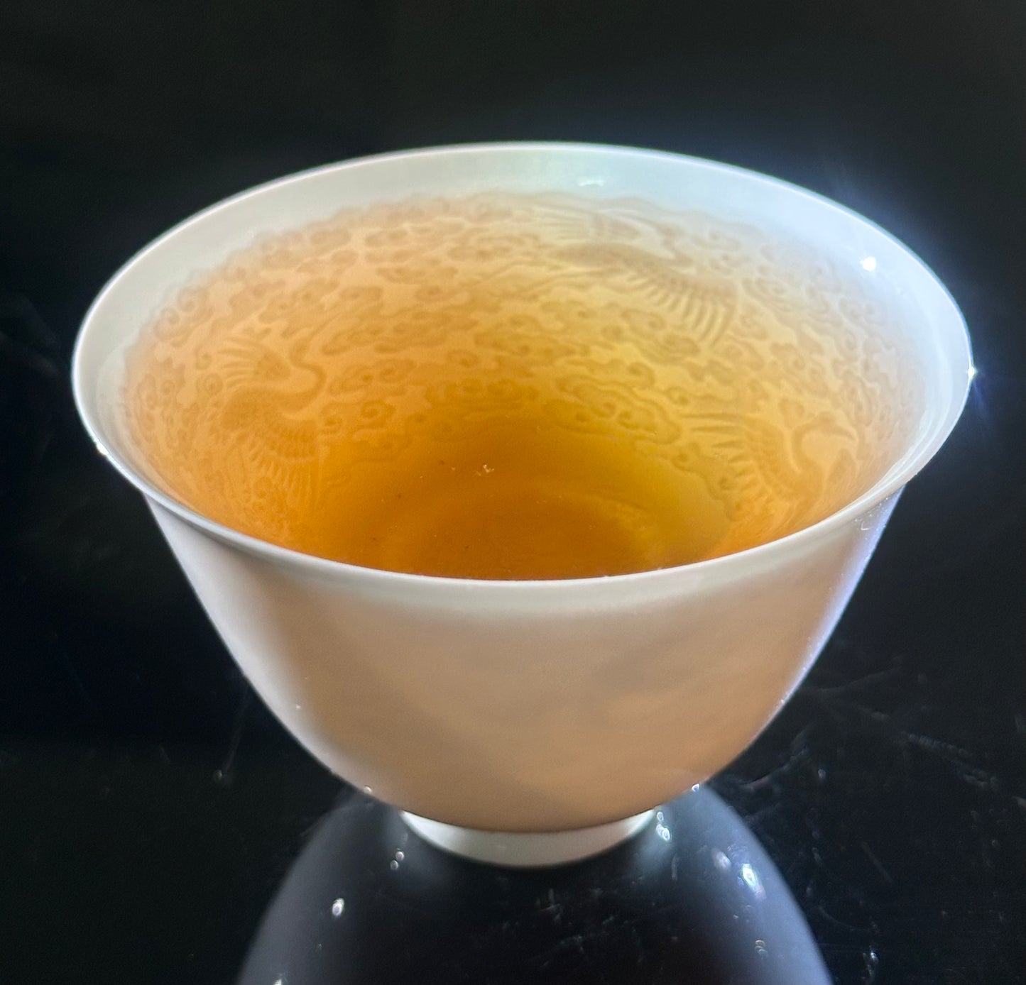 Handmade Chinese Jingdezhen Artwork Intimal Imprint Neimoyin Chinese Crane Super Thin Teacup