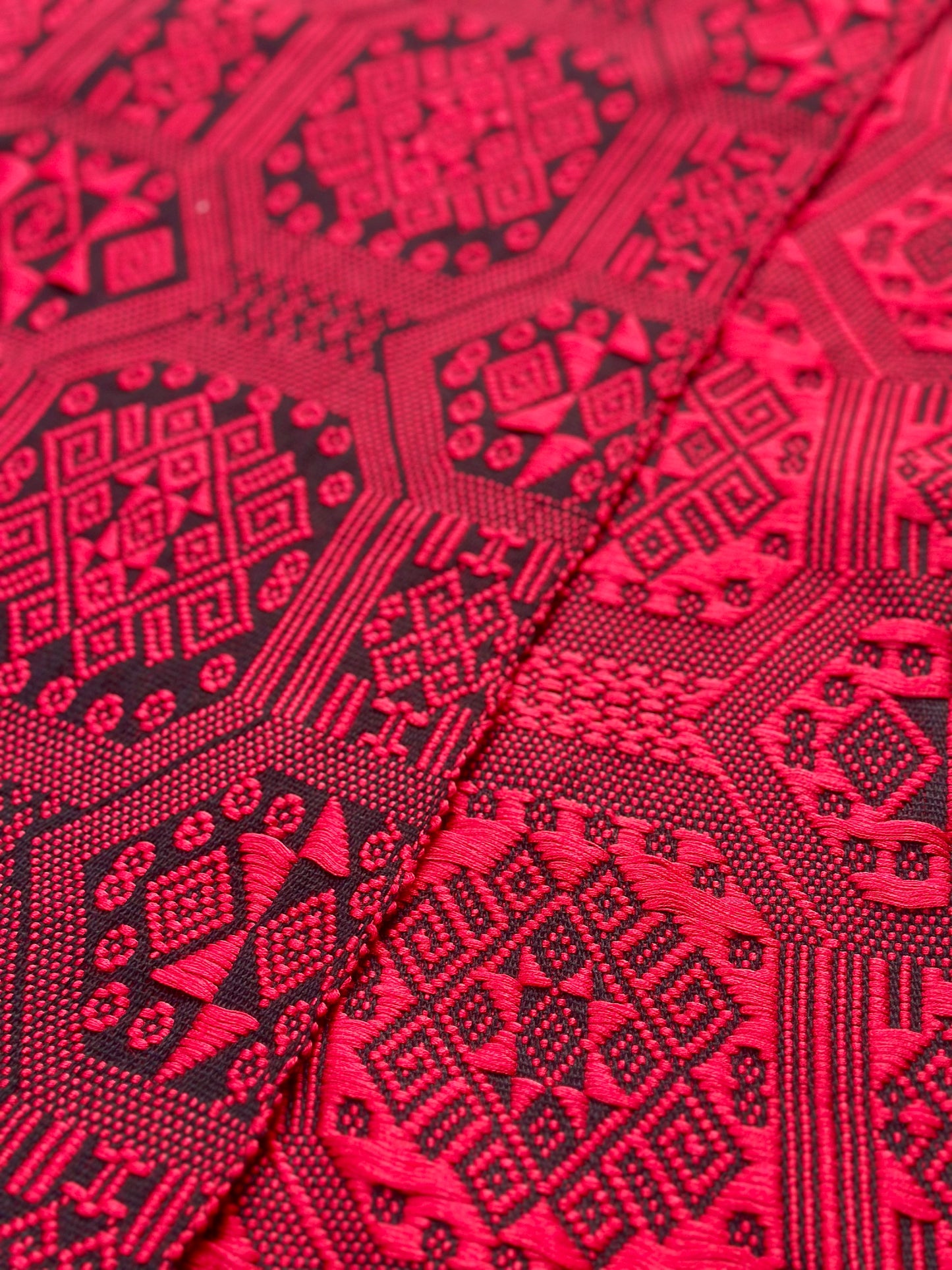 High-end Handcrafted Chinese Zhuang Brocade Silk Cloth Scarf Tea Table Cloth