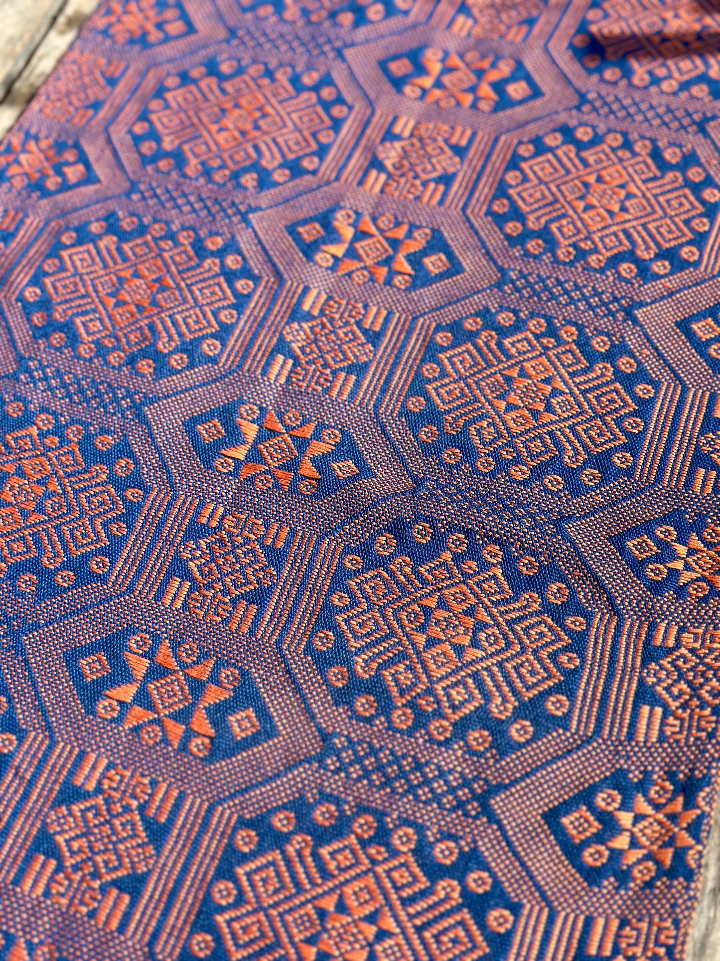 High-end Handcrafted Python Dragon Pattern Chinese Blue Orange Zhuang Brocade Silk Cloth Scarf Tea Table Cloth