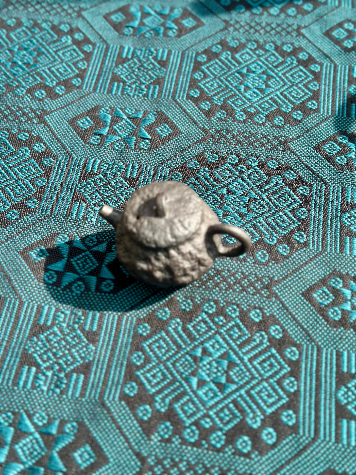 High-end Handcrafted Python Dragon Pattern Emerald Black Chinese Zhuang Brocade Silk Cloth Scarf Tea Table Cloth