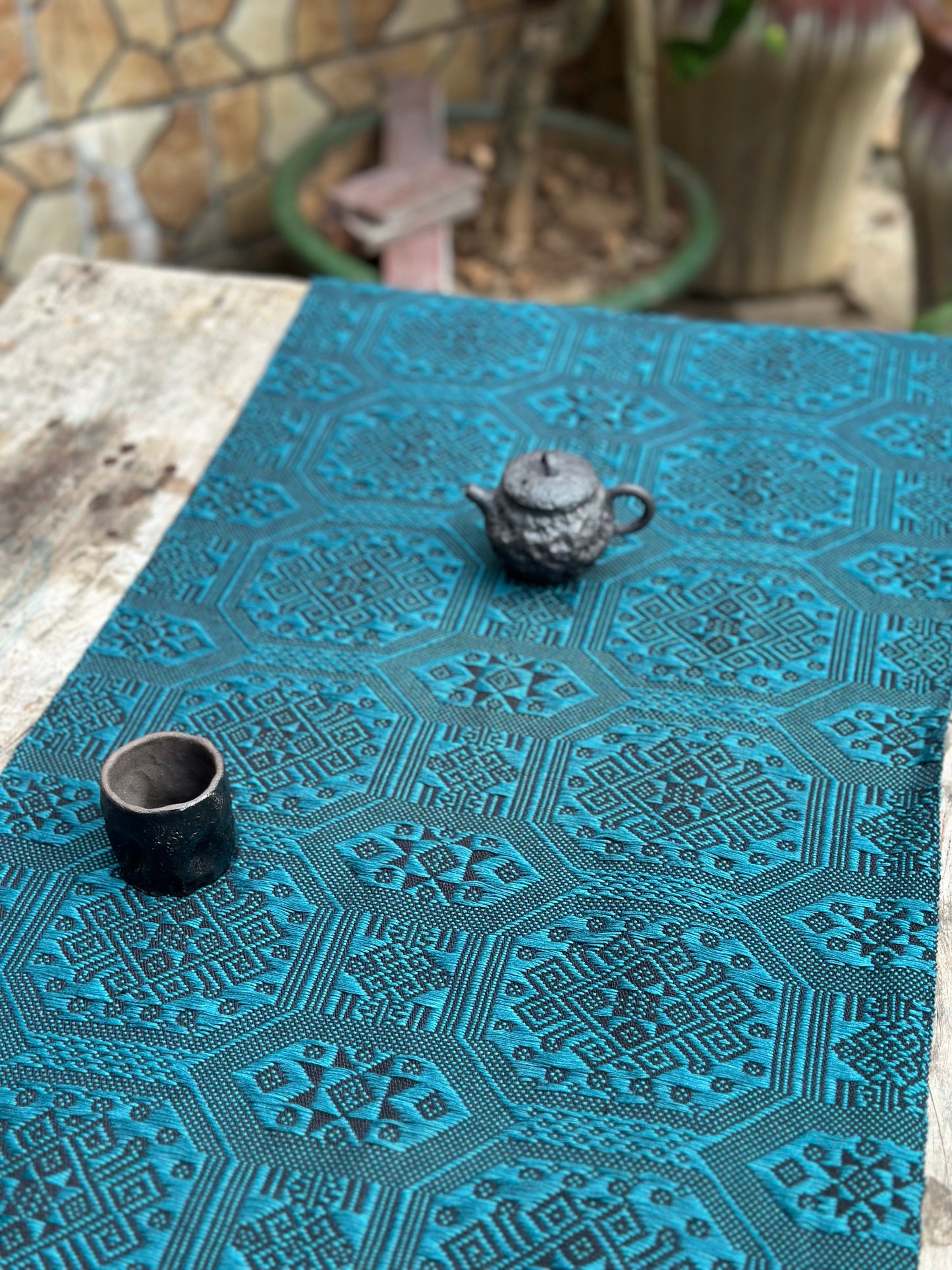 High-end Handcrafted Python Dragon Pattern Emerald Black Chinese Zhuang Brocade Silk Cloth Scarf Tea Table Cloth
