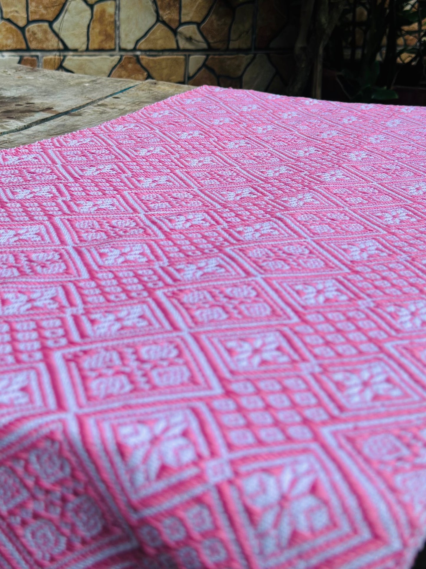 High-end Handcrafted Anise Field Pattern Chinese Pink White Zhuang Brocade Silk Cloth Scarf Tea Table Cloth