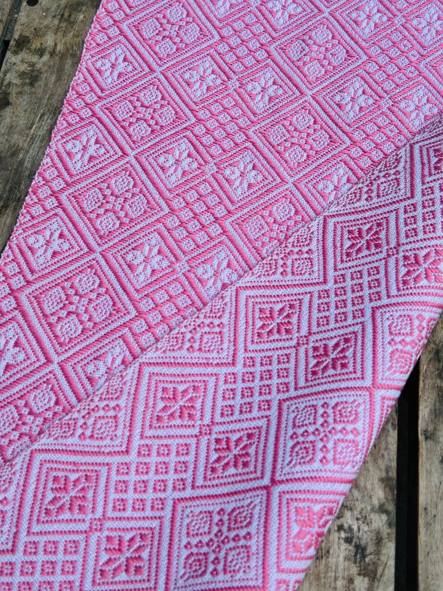 High-end Handcrafted Anise Field Pattern Chinese Pink White Zhuang Brocade Silk Cloth Scarf Tea Table Cloth