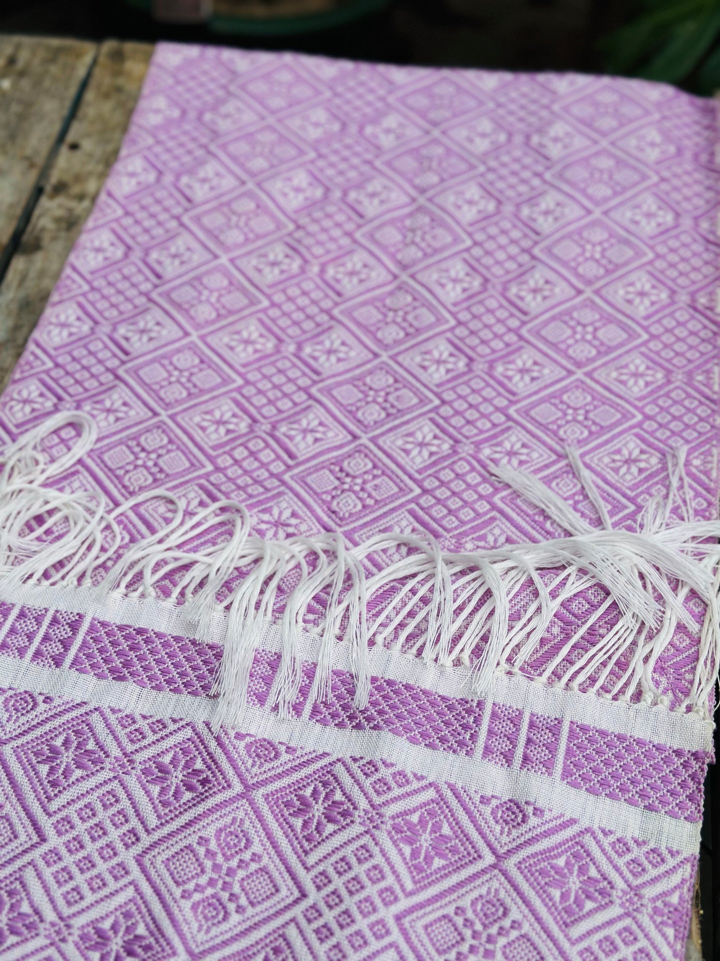 High-end Handcrafted  Pattern Chinese  Pattern Zhuang Brocade Silk Cloth Scarf Tea Table Cloth