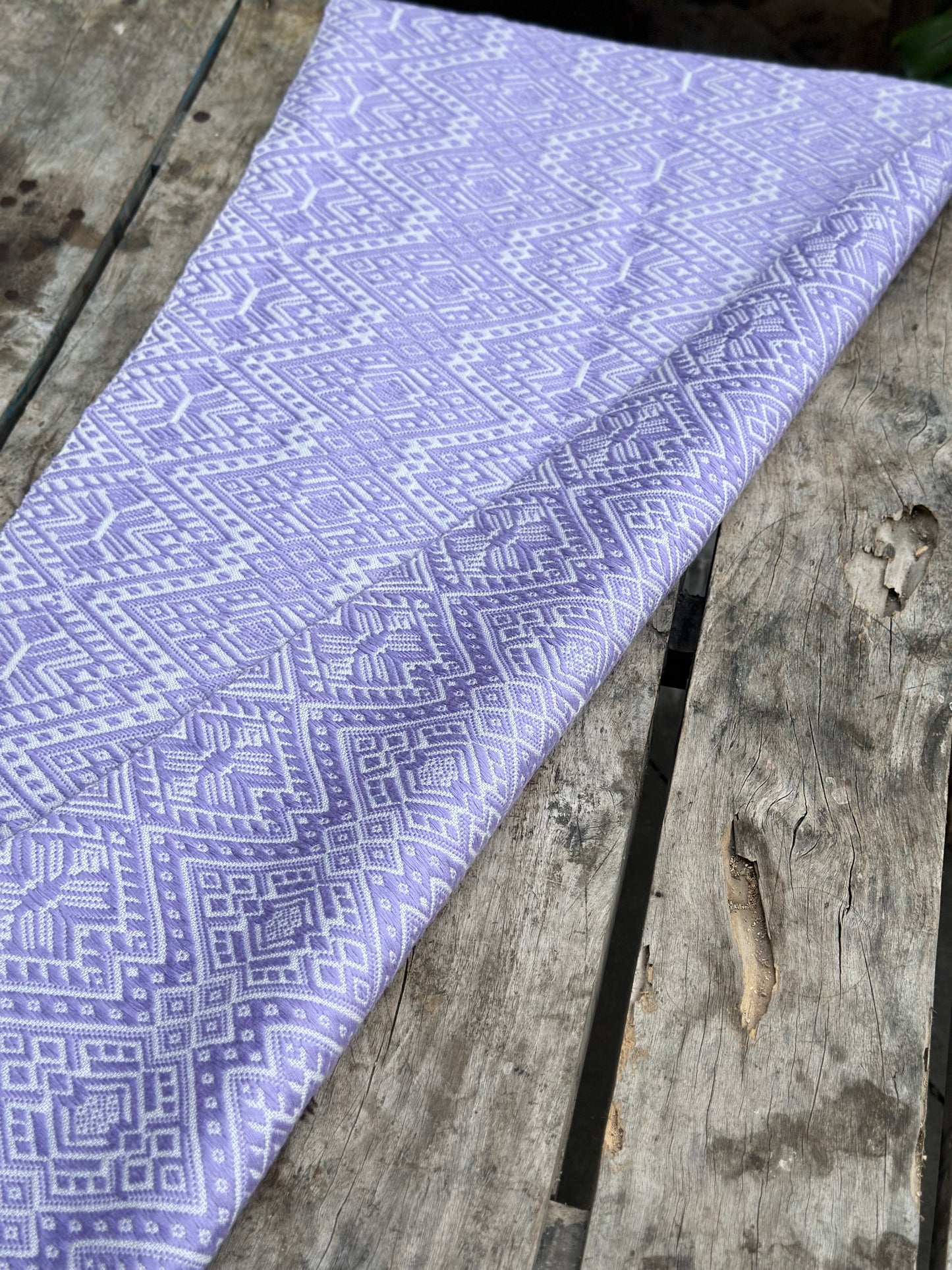 High-end Handcrafted Butterfly Field Pattern Chinese Purple White Zhuang Brocade Silk Cloth Scarf Tea Table Cloth