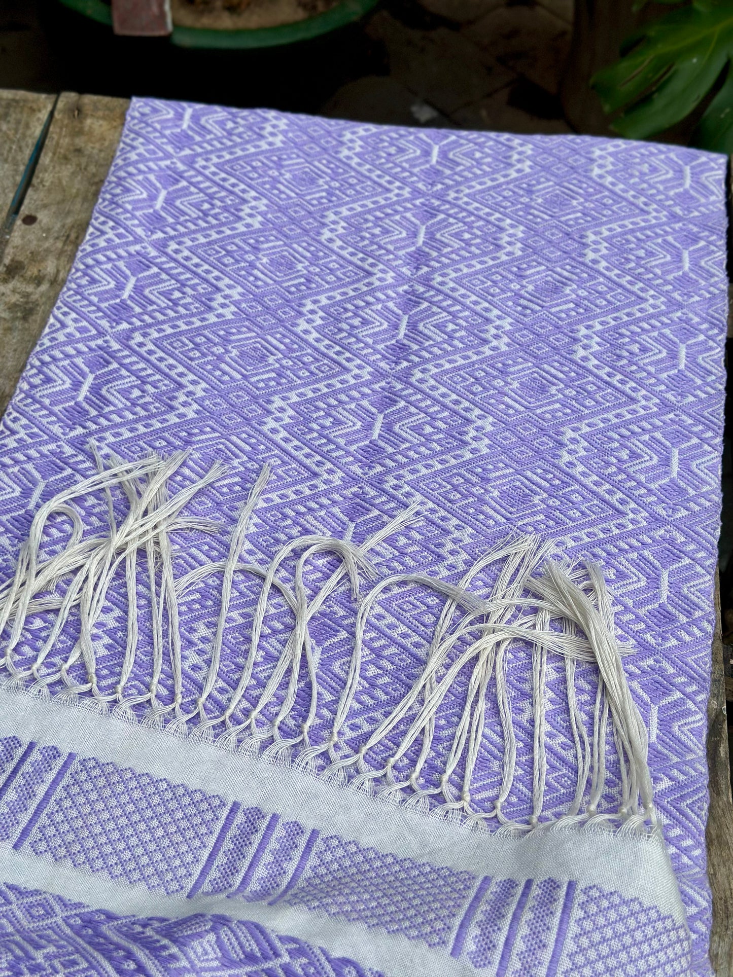 High-end Handcrafted Butterfly Field Pattern Chinese Purple White Zhuang Brocade Silk Cloth Scarf Tea Table Cloth