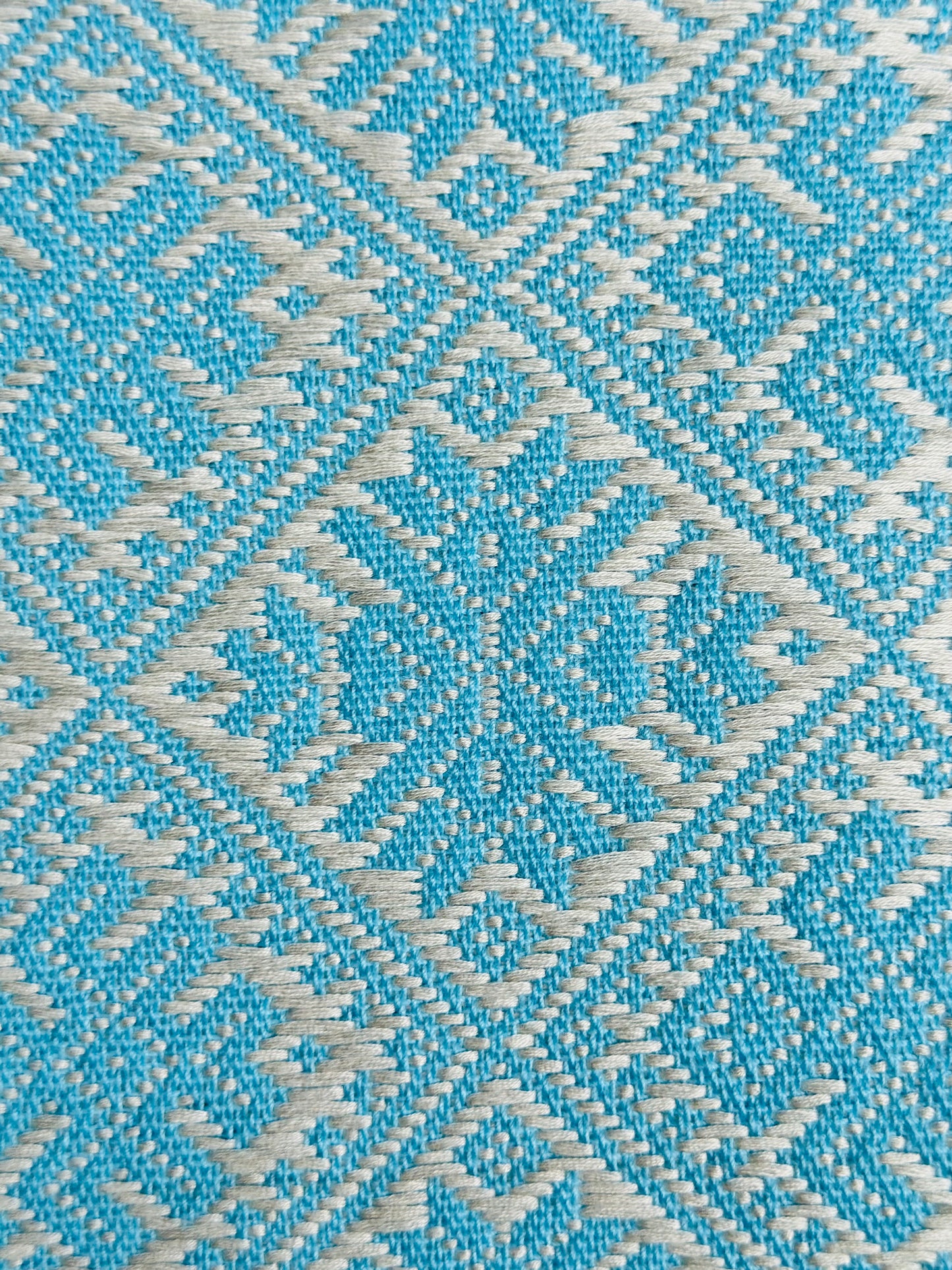 High-end Handcrafted Swallow Phoenix Flower Pattern Chinese Blue White Zhuang Brocade Silk Cloth Scarf Tea Table Cloth