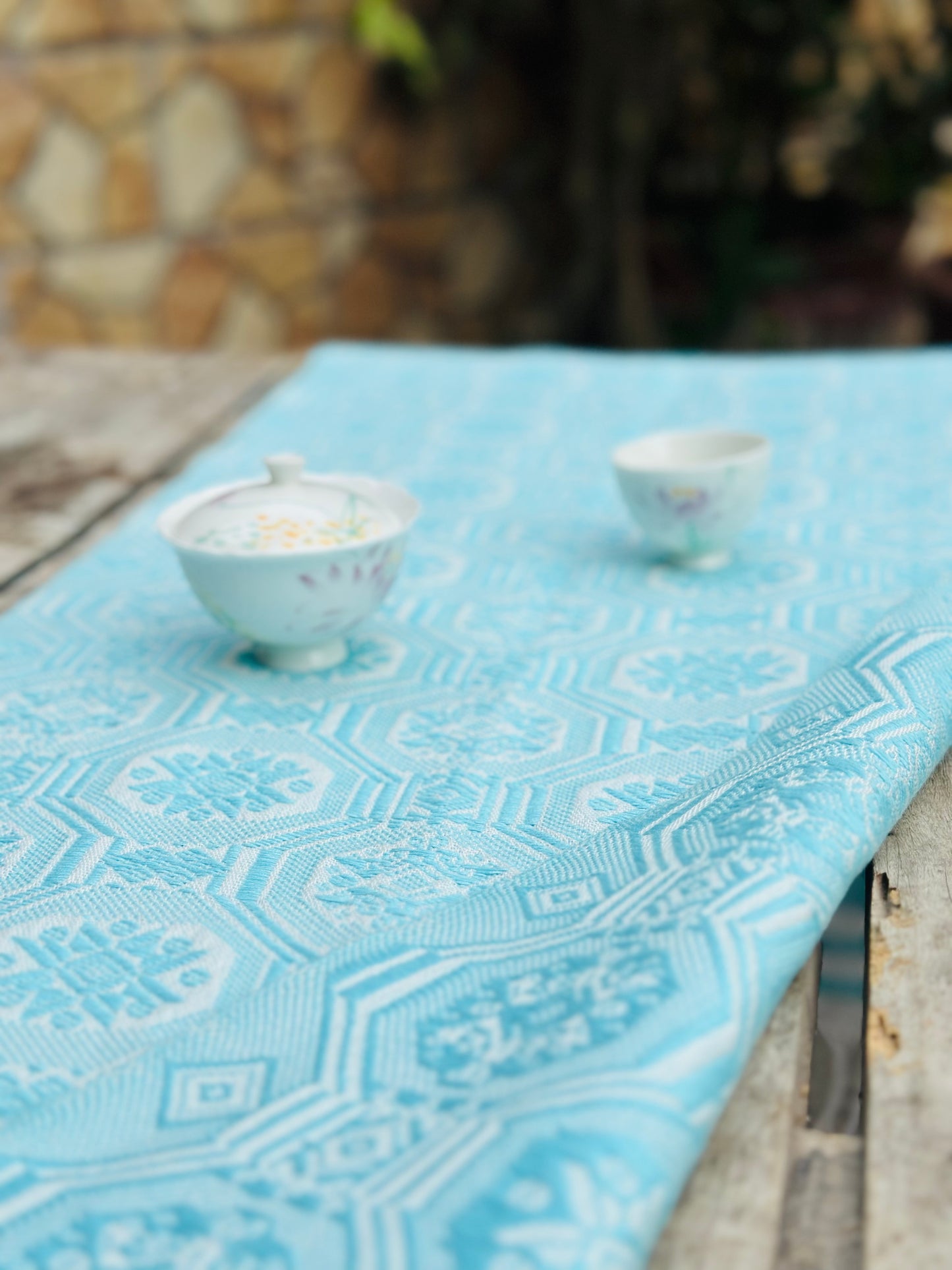 High-end Handcrafted Small Python Dargon Pattern Chinese Light Green White Zhuang Brocade Silk Cloth Scarf Tea Table Cloth
