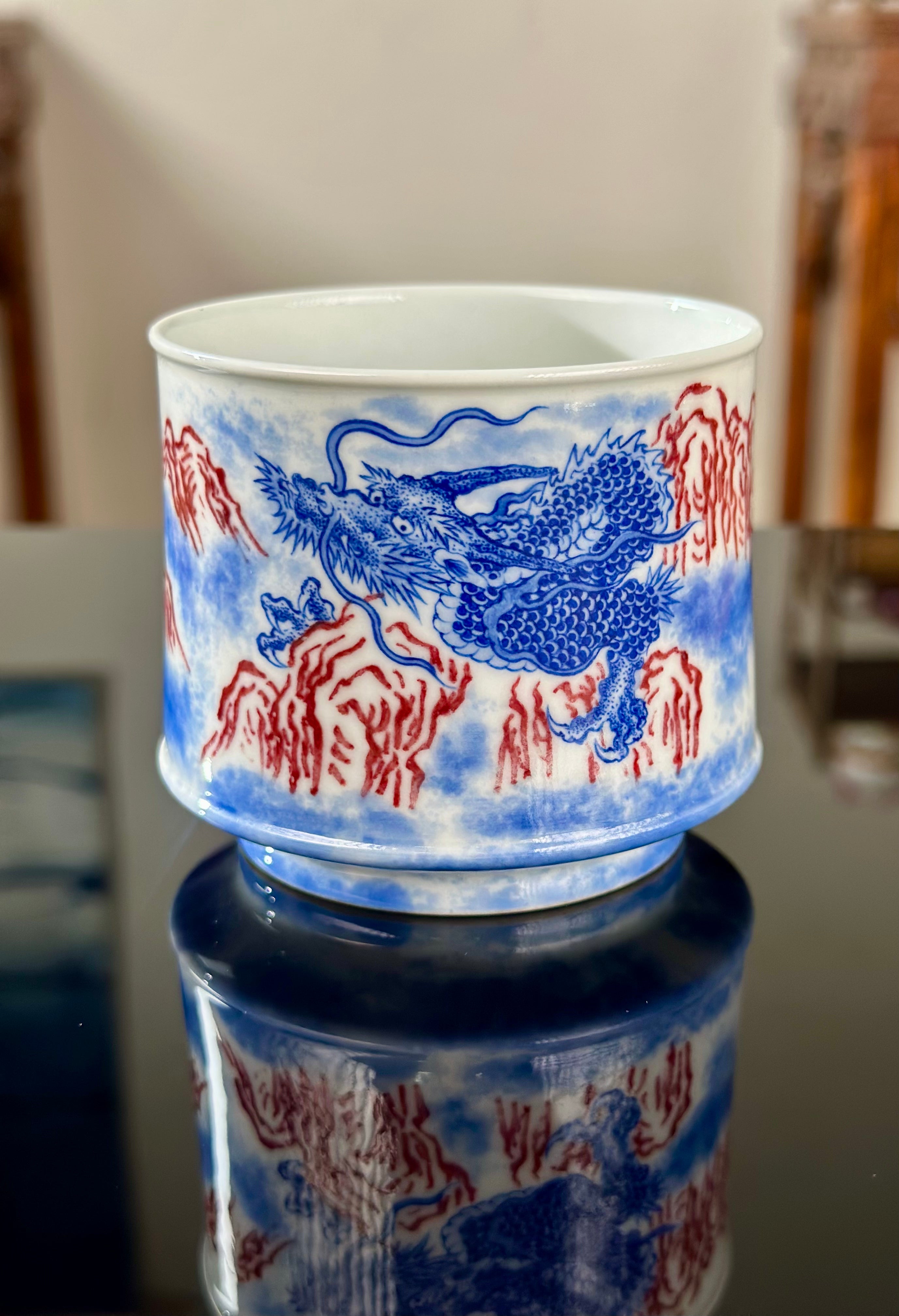 Handpainted Chinese Blue and White Underglaze Red Youlihong