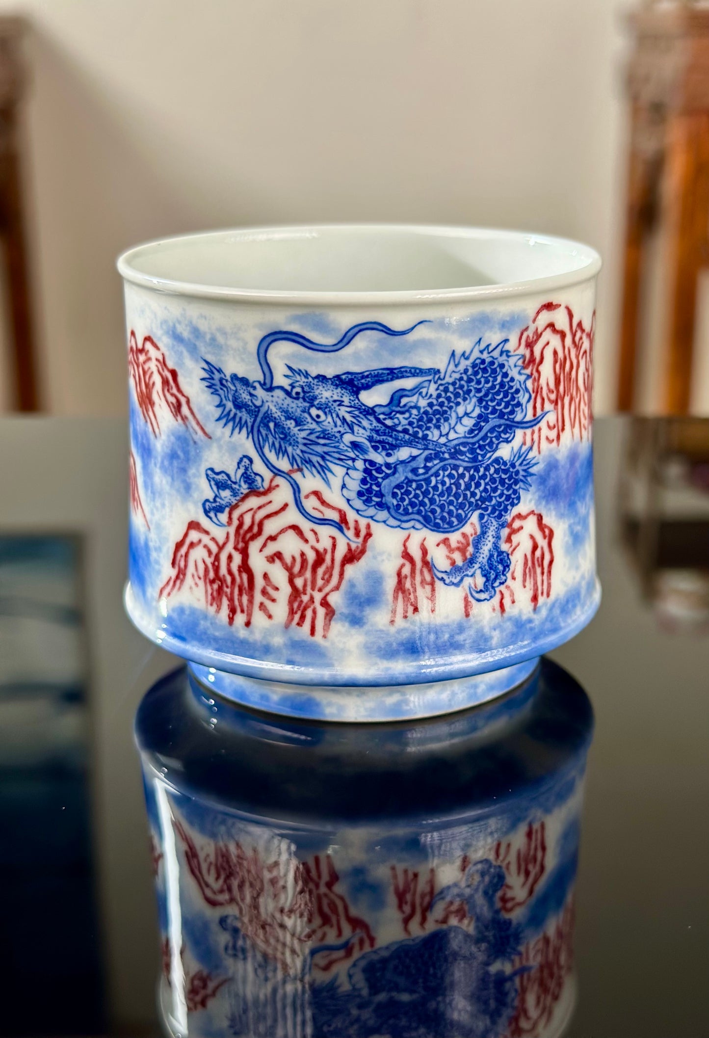 Handpainted Chinese Blue and White Underglaze Red Youlihong Porcelain Jingdezhen Traditional Dragon Pattern Teacup