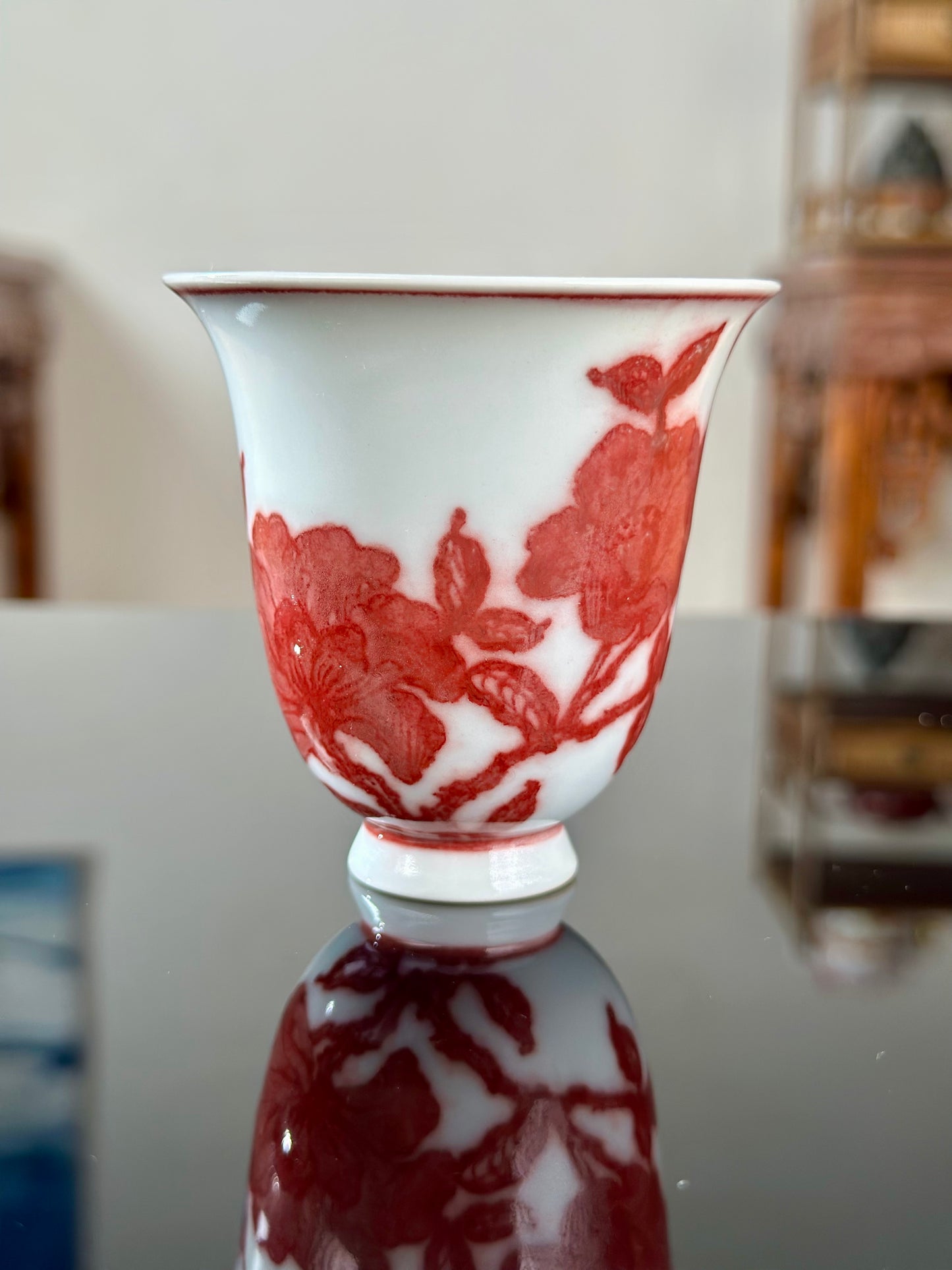 Handpainted Chinese  Underglaze Red Youlihong Porcelain Jingdezhen Traditional Lotus with Twined Stem Pattern Teacup