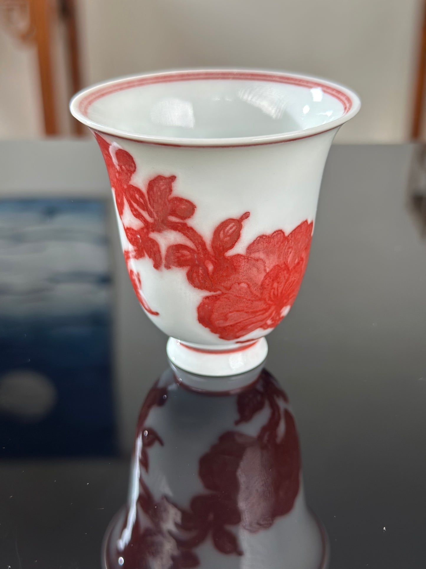 Handpainted Chinese  Underglaze Red Youlihong Porcelain Jingdezhen Traditional Lotus with Twined Stem Pattern Teacup