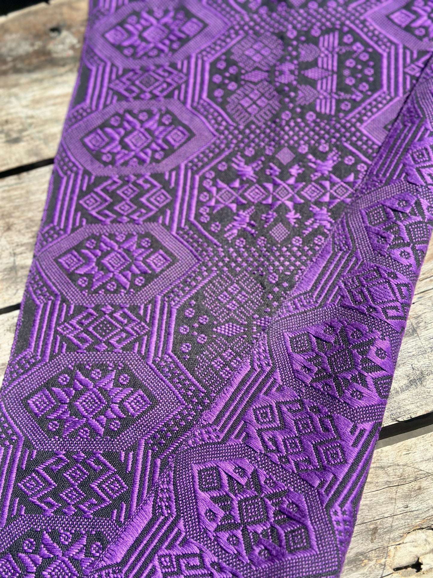 High-end Handcrafted Dragon Phoenix Pattern Chinese Purple Black Zhuang Brocade Silk Cloth Scarf Tea Table Cloth