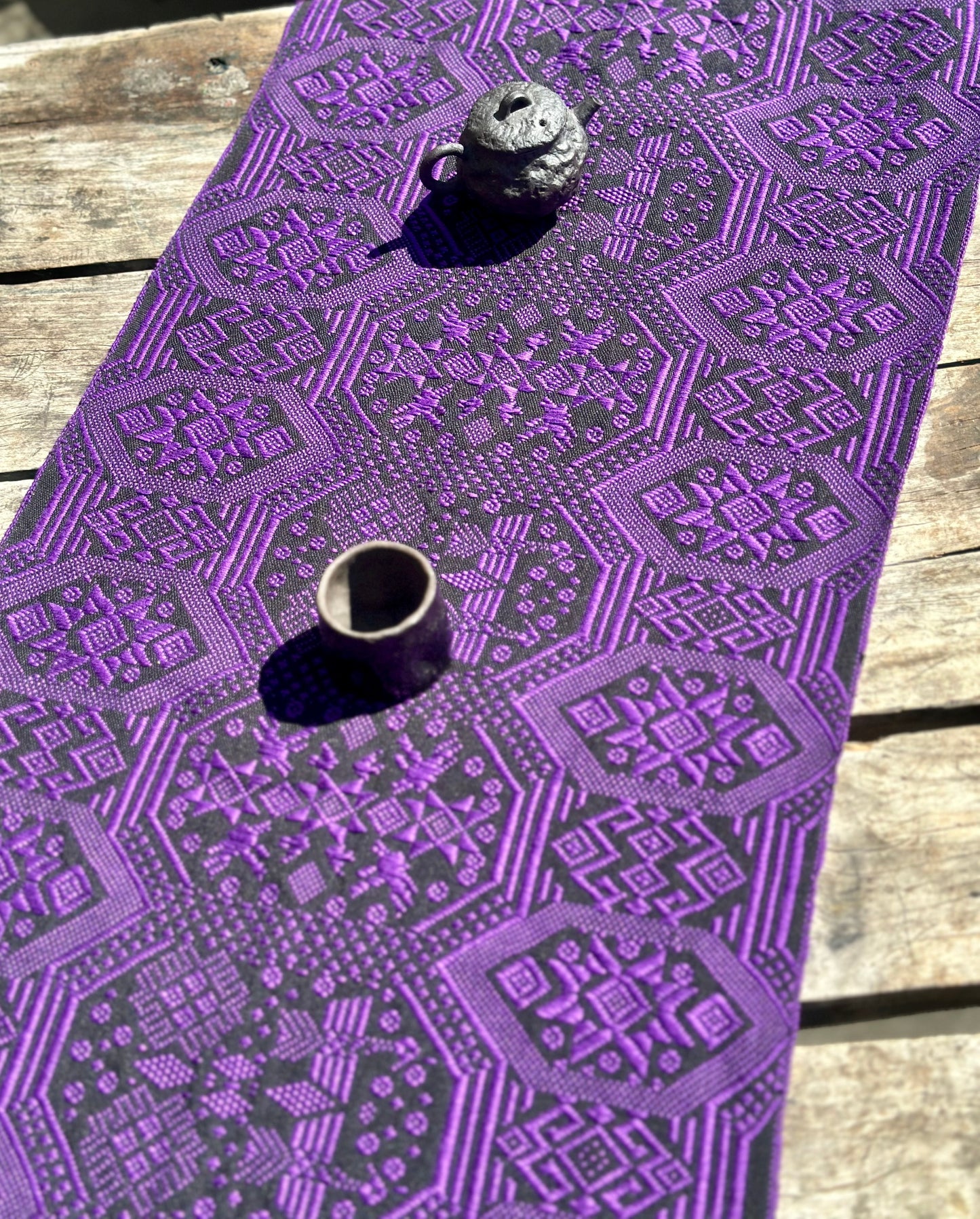 High-end Handcrafted Dragon Phoenix Pattern Chinese Purple Black Zhuang Brocade Silk Cloth Scarf Tea Table Cloth
