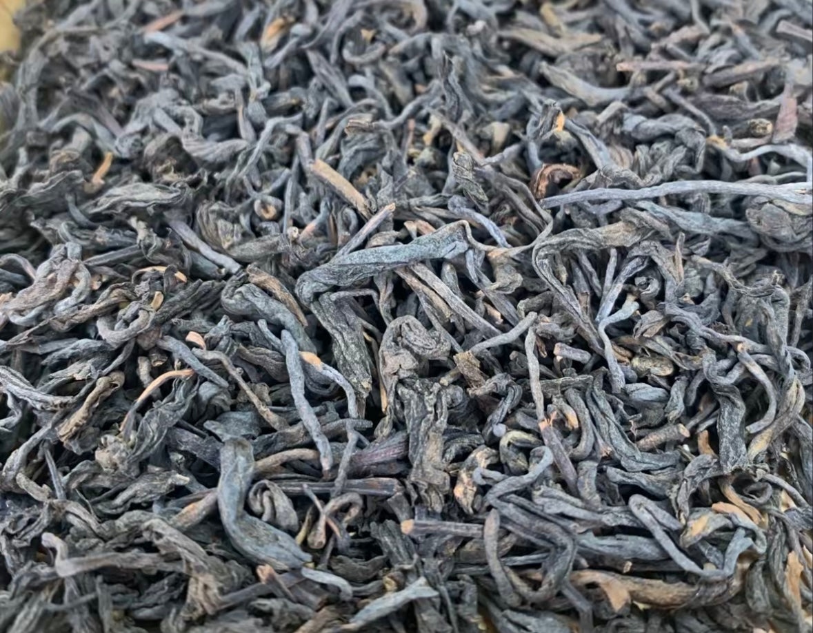 Premium 2019 Chinese Aged Liubao Dark Tea Ginseng Flavor Liupao Hei Cha