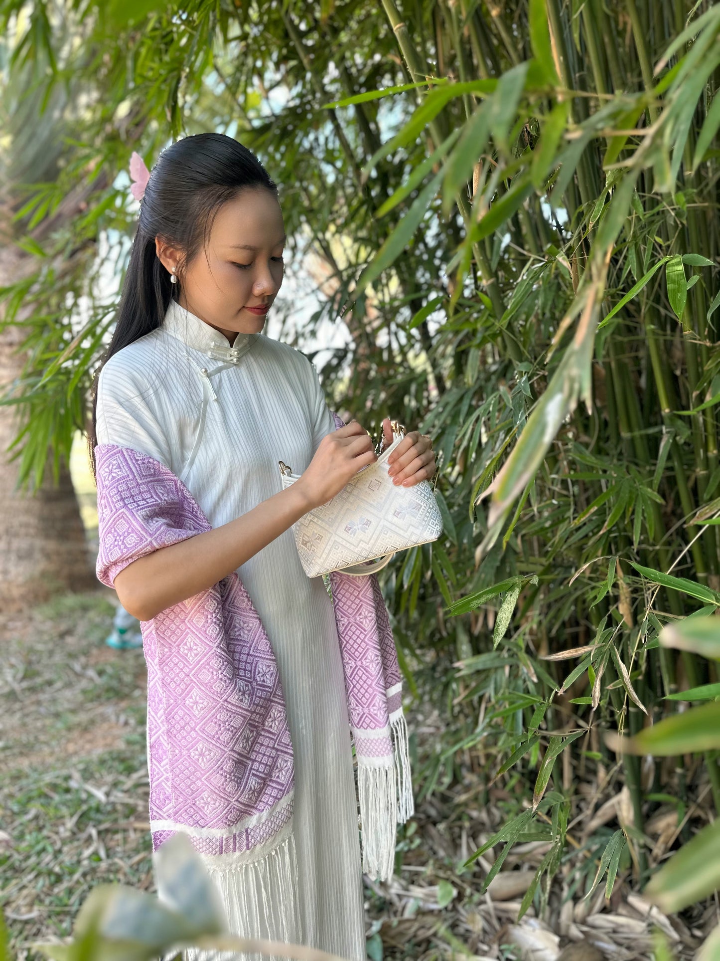 Handmade Chinese High-class Zhuang Brocade Butterfly Pattern Classic Purple Handle Bag