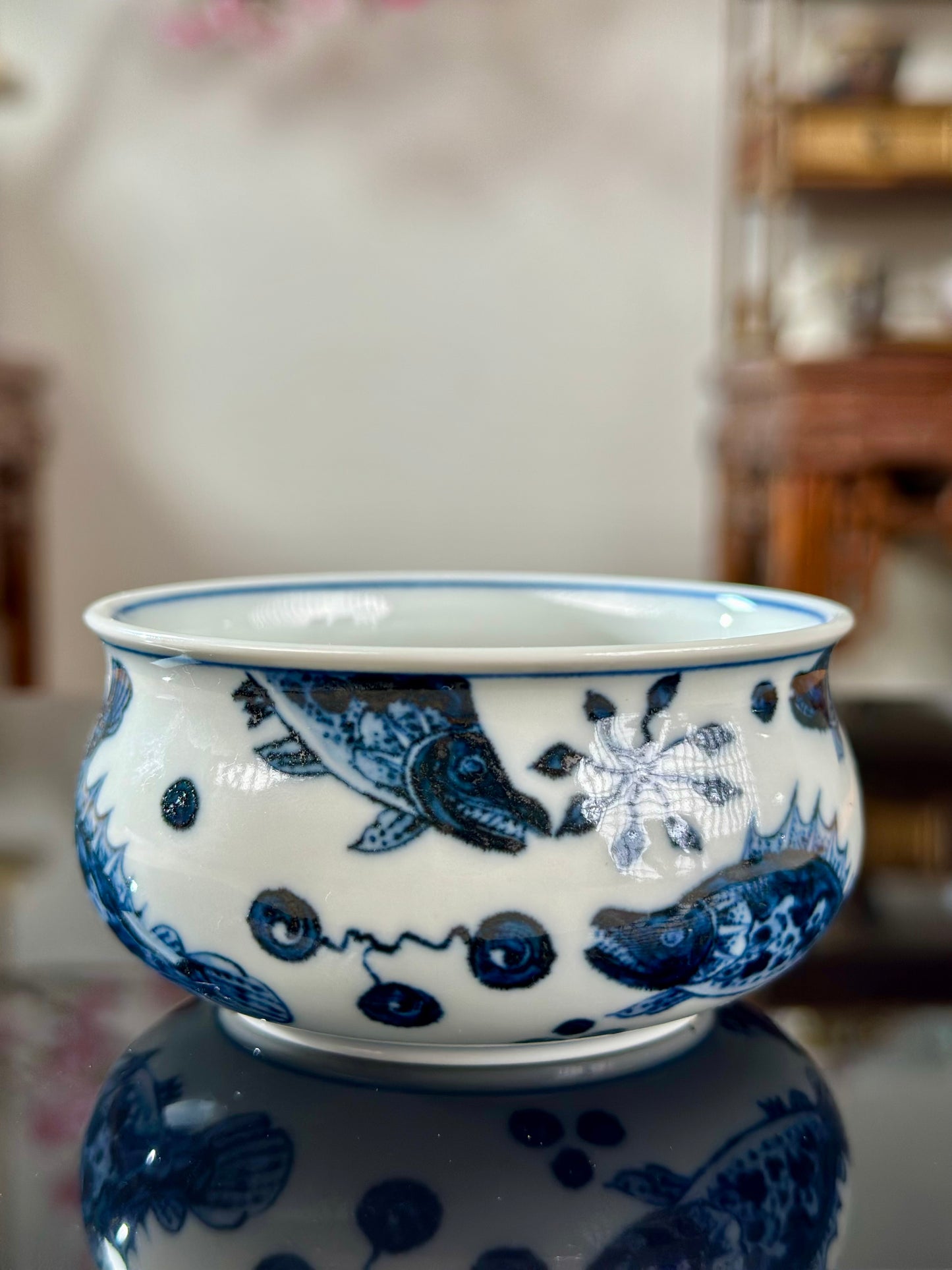 Handpainted Chinese Traditional Fish Imitating Yuan Dynasty Style Blue White Porcelain Teapot Jingdezhen Gaiwan