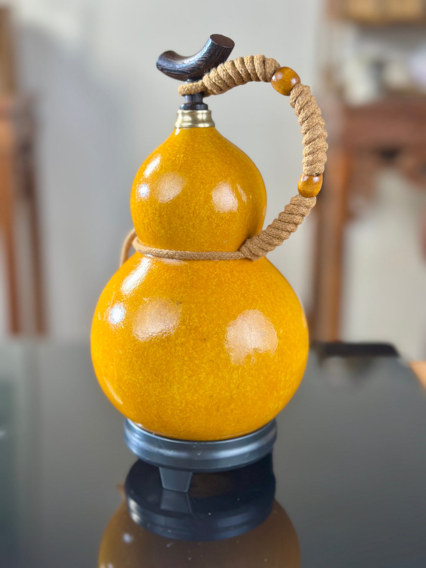 Hand dyed Golden Fengshui Ornament Chinese Lacquerware Hulu Natural Gourd Water Tea Container Classical Home Decor
