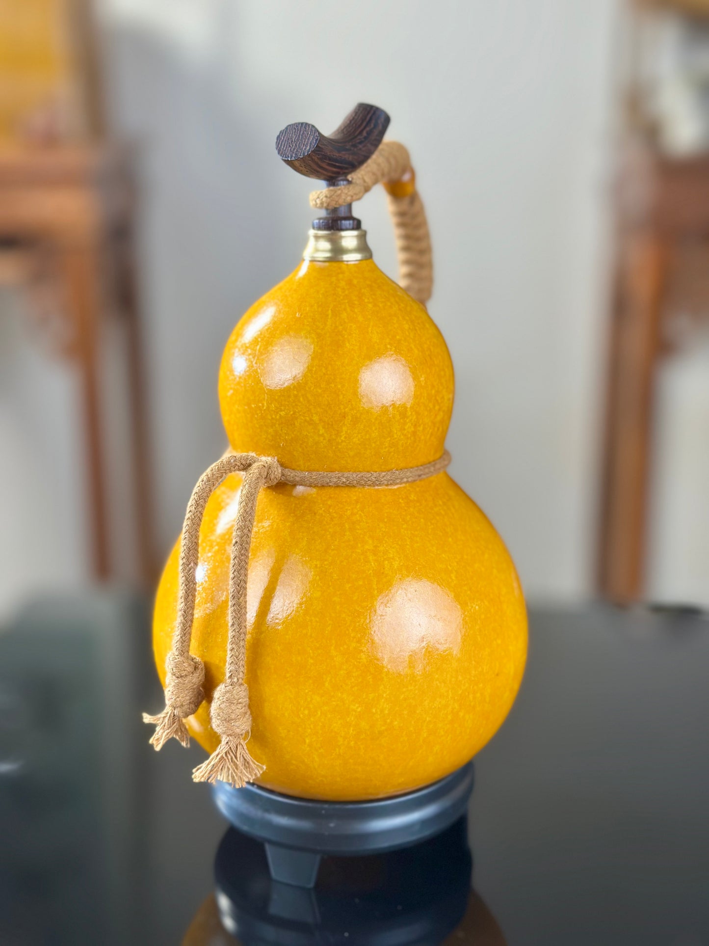 Hand dyed Golden Fengshui Ornament Chinese Lacquerware Hulu Natural Gourd Water Tea Container Classical Home Decor