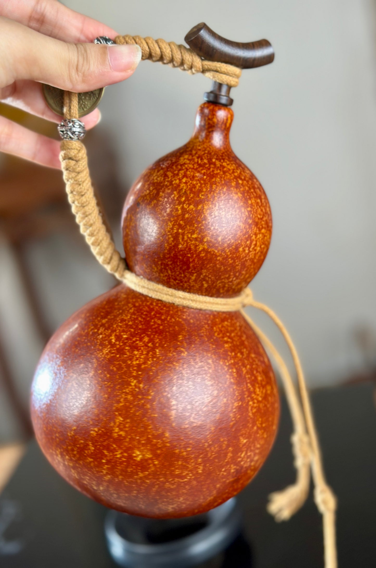Hand dyed Fengshui Ornament Brown Chinese Lacquerware Hulu Natural Gourd Water Tea Container Classical Home Decor