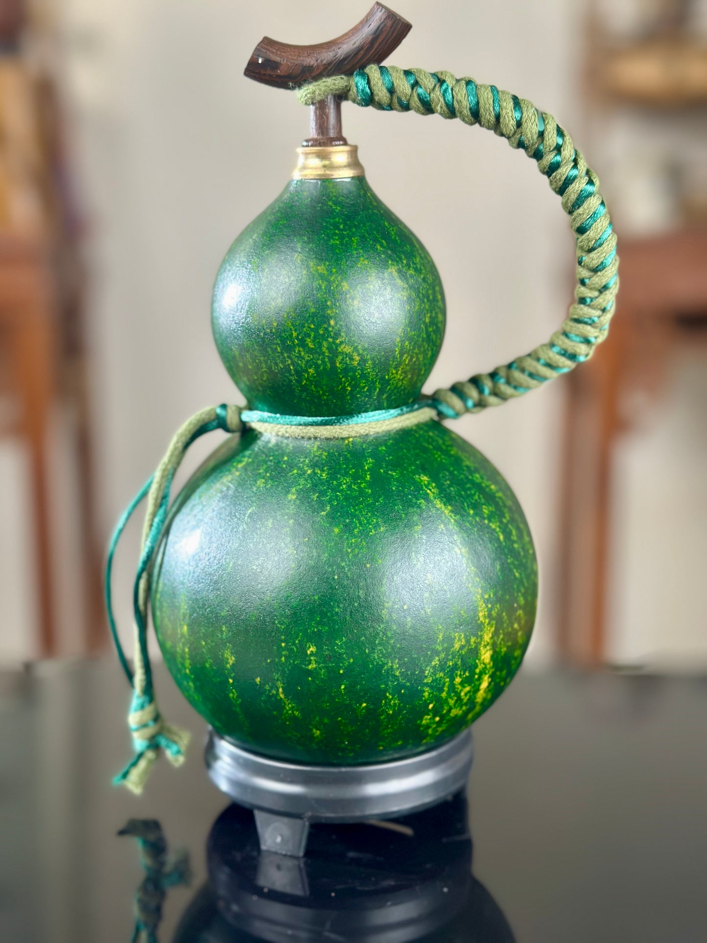 Hand dyed Woody Green Chinese Fengshui Ornament Lacquerware Hulu Natural Gourd Water Tea Container Classical Home Decor