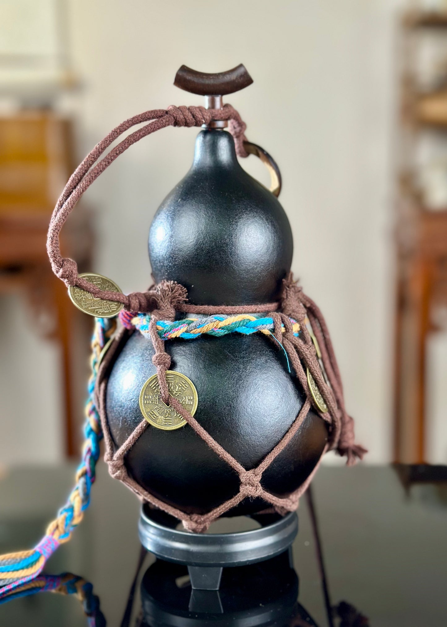 Hand dyed Fengshui Ornament Bright Black Chinese Lacquerware Hulu Natural Gourd Water Tea Container Classical Home Decor