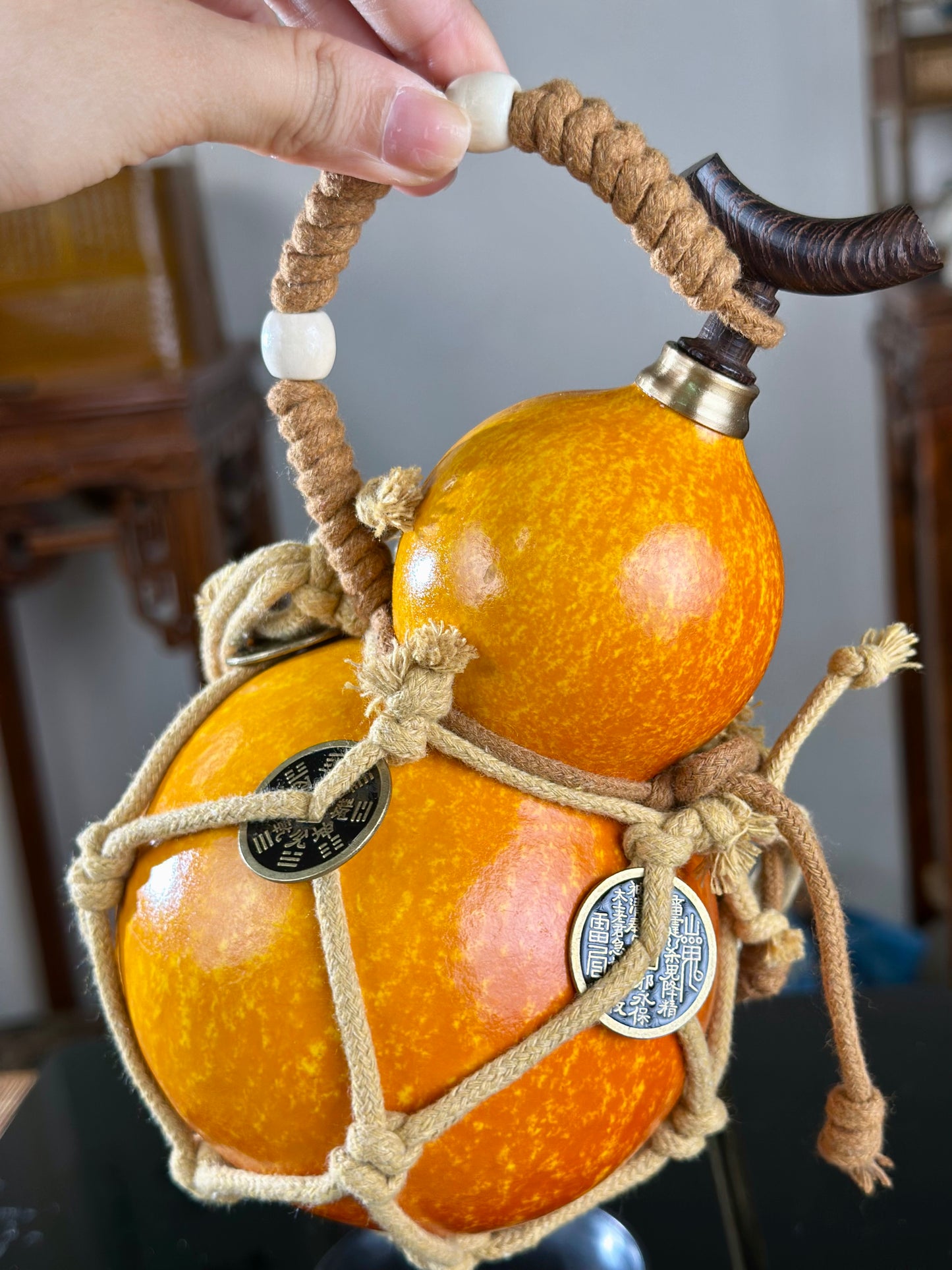 Hand dyed Fengshui Ornament Bright Orange Yellow Chinese Lacquerware Hulu Natural Gourd Water Tea Container Classical Home Decor