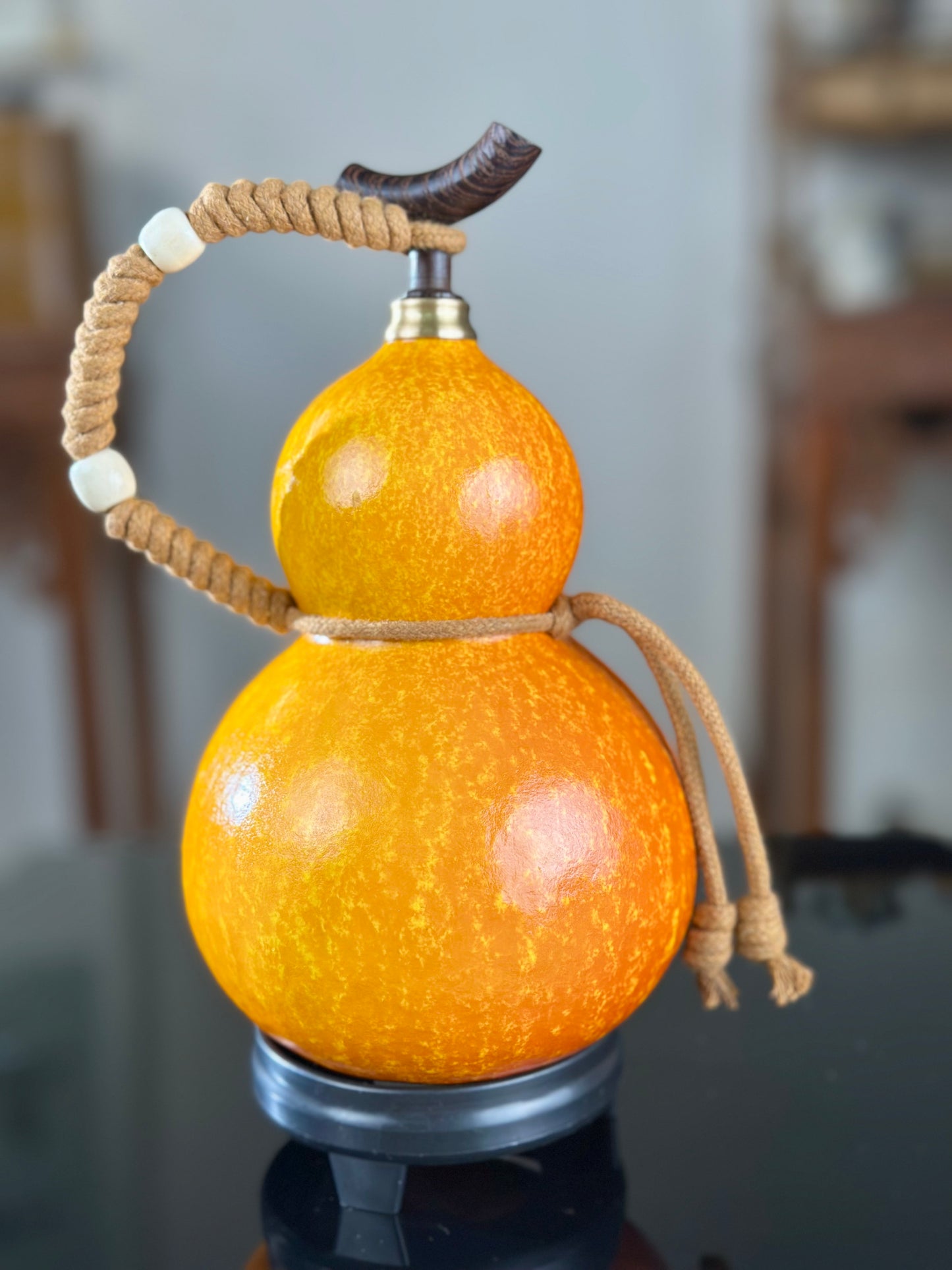 Hand dyed Fengshui Ornament Bright Orange Yellow Chinese Lacquerware Hulu Natural Gourd Water Tea Container Classical Home Decor